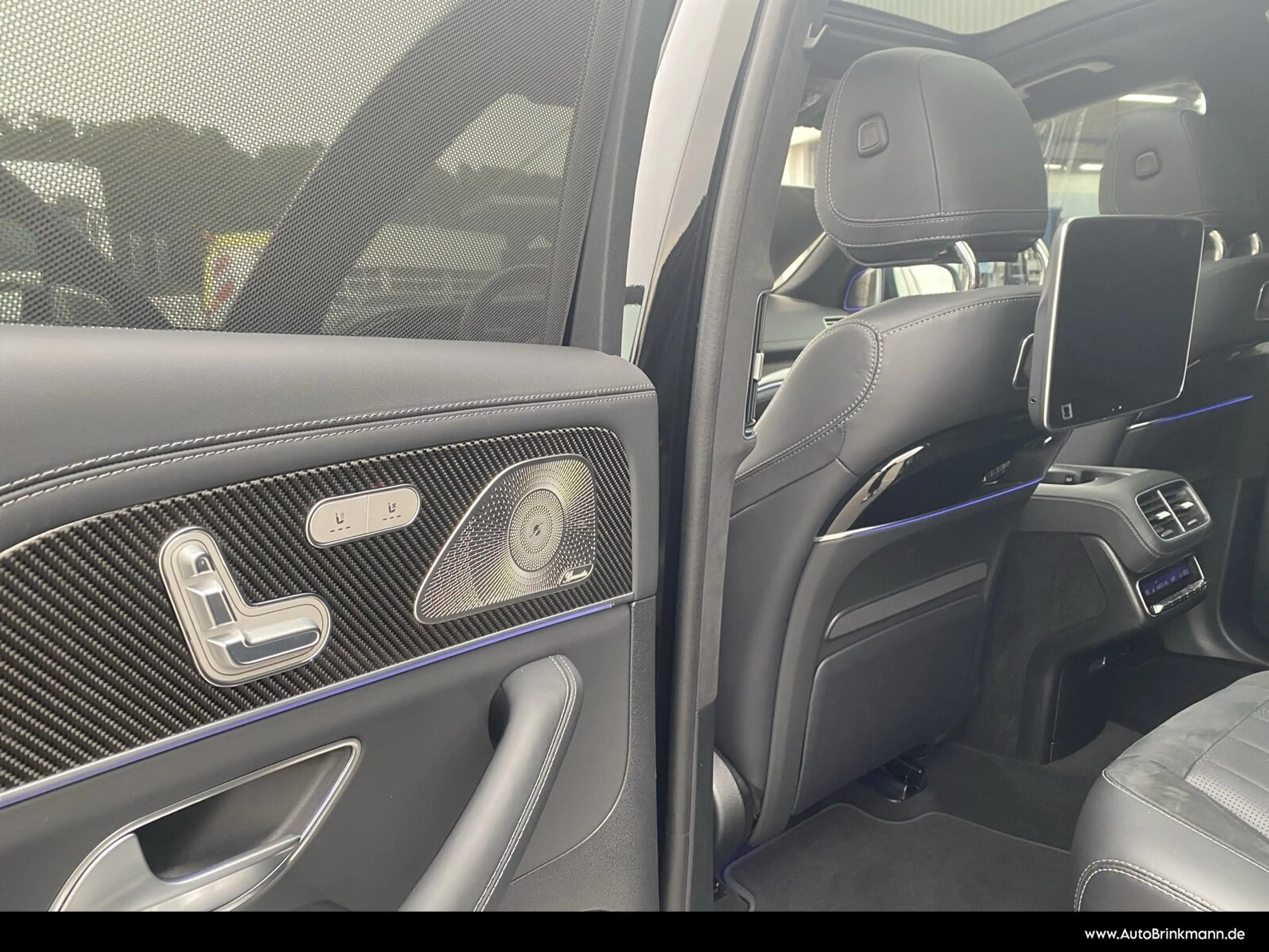 Mercedes-Benz GLS 63 AMG ULTIMATE/22"/NAPPA/Massage/ HUP/PANO/BURM3D/360° — photo 15