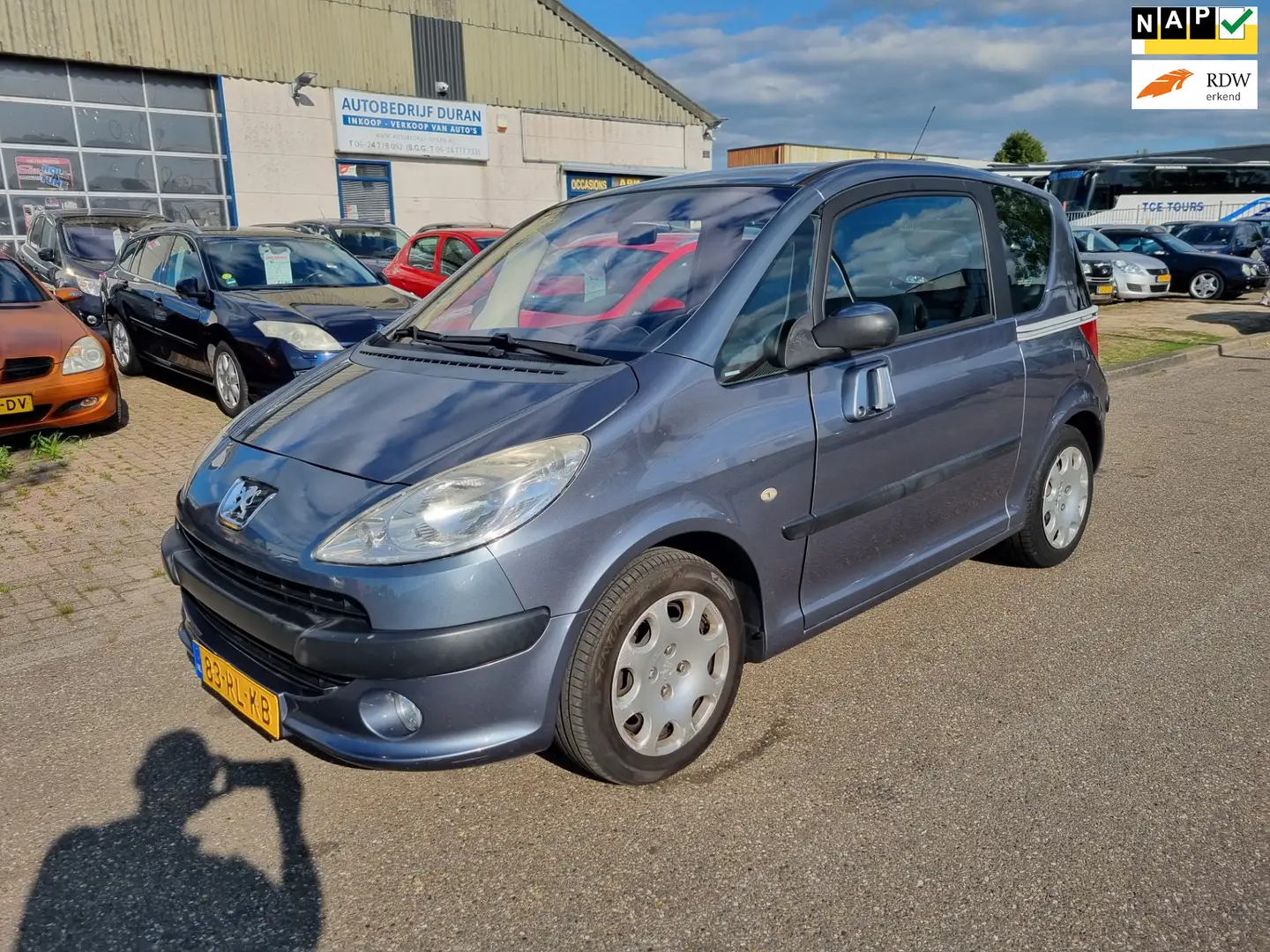 Peugeot 1007 1.6-16V Gentry Automaat Clima! Bj:2005 NAP! Gris - 1