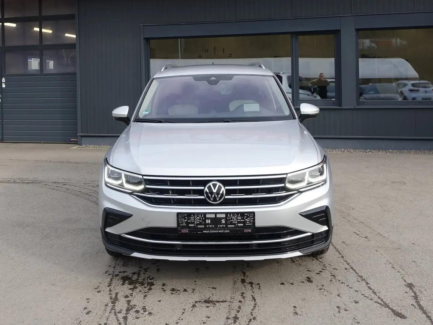 Volkswagen Tiguan Elegance 4M. DSG "Matrix,Navi,Kamera" Grau - 1