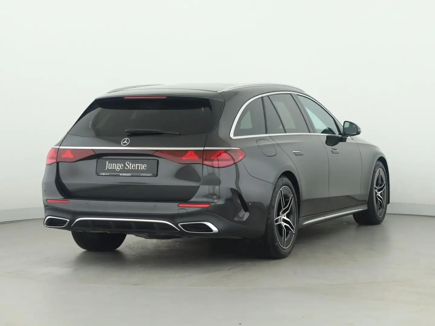 Mercedes-Benz E 220 d T AMG*LED*AHK*PDC*360°*Distronic*DAB*19" Grau - 2