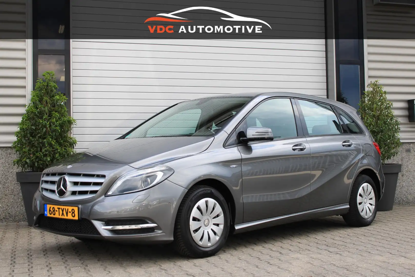 Mercedes-Benz B 180 Navi | Cruisecontrol | Xenon | Hoge Instap | Parke Gris - 1