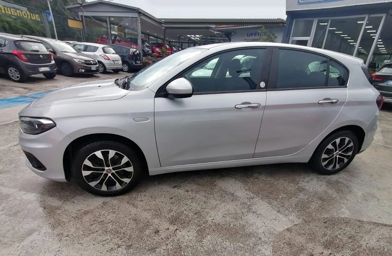 Fiat Tipo 1.3 M-JET 5 PORTE MIRROR 95cv Silber - 2