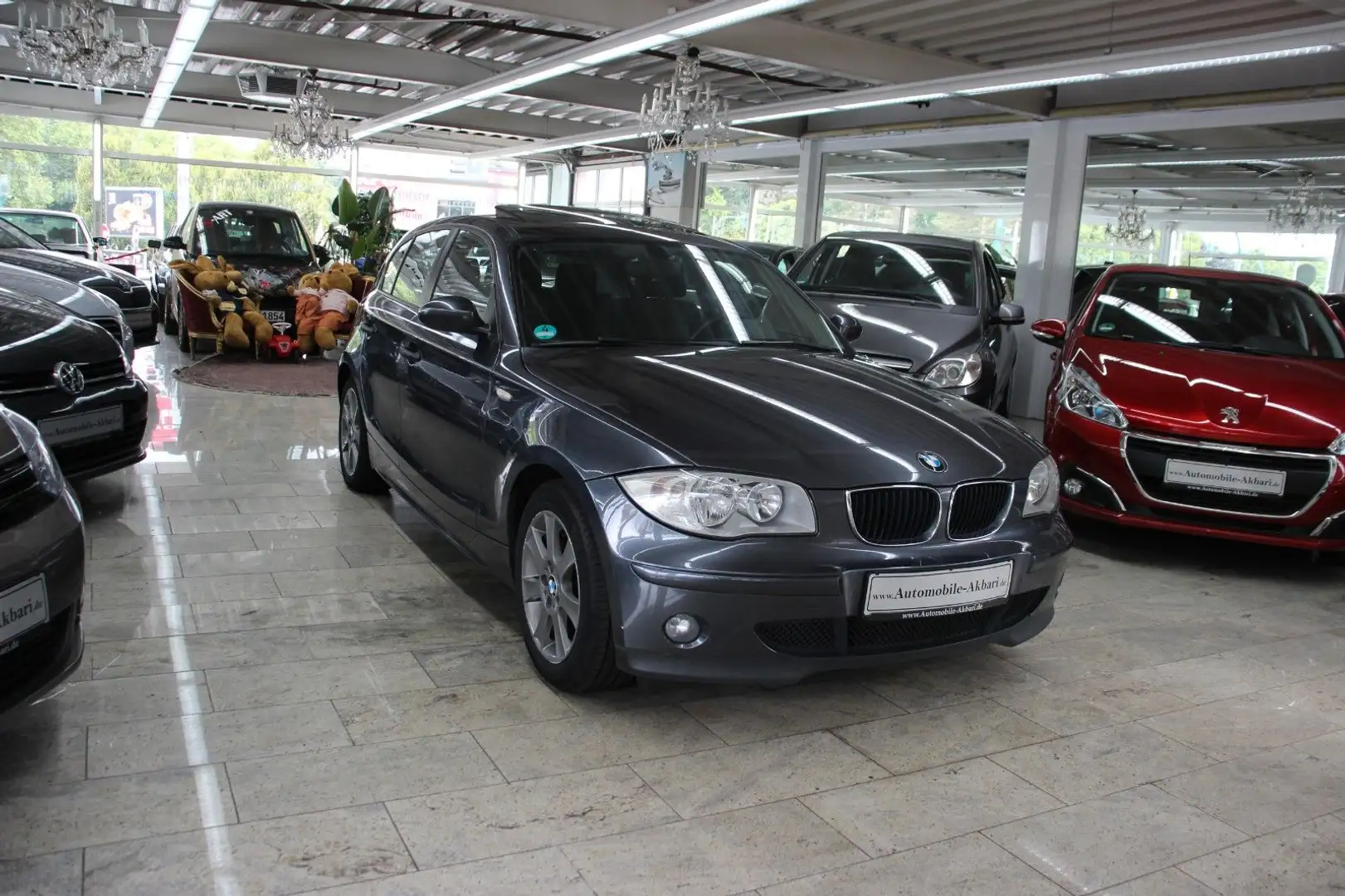 BMW 118 Baureihe 1 Lim. 118i Grau - 2