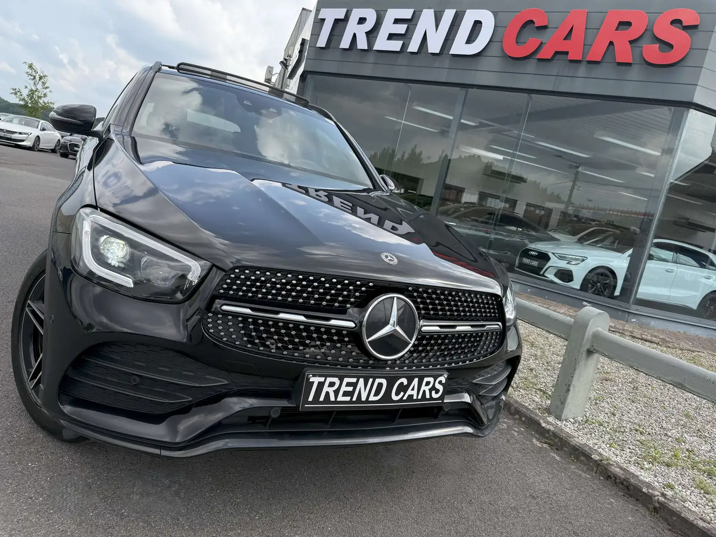 Mercedes-Benz GLC 220 d 4-Matic 9G-TRONIC PACK-AMG PACK-NIGHT PANO MULTI Noir - 1