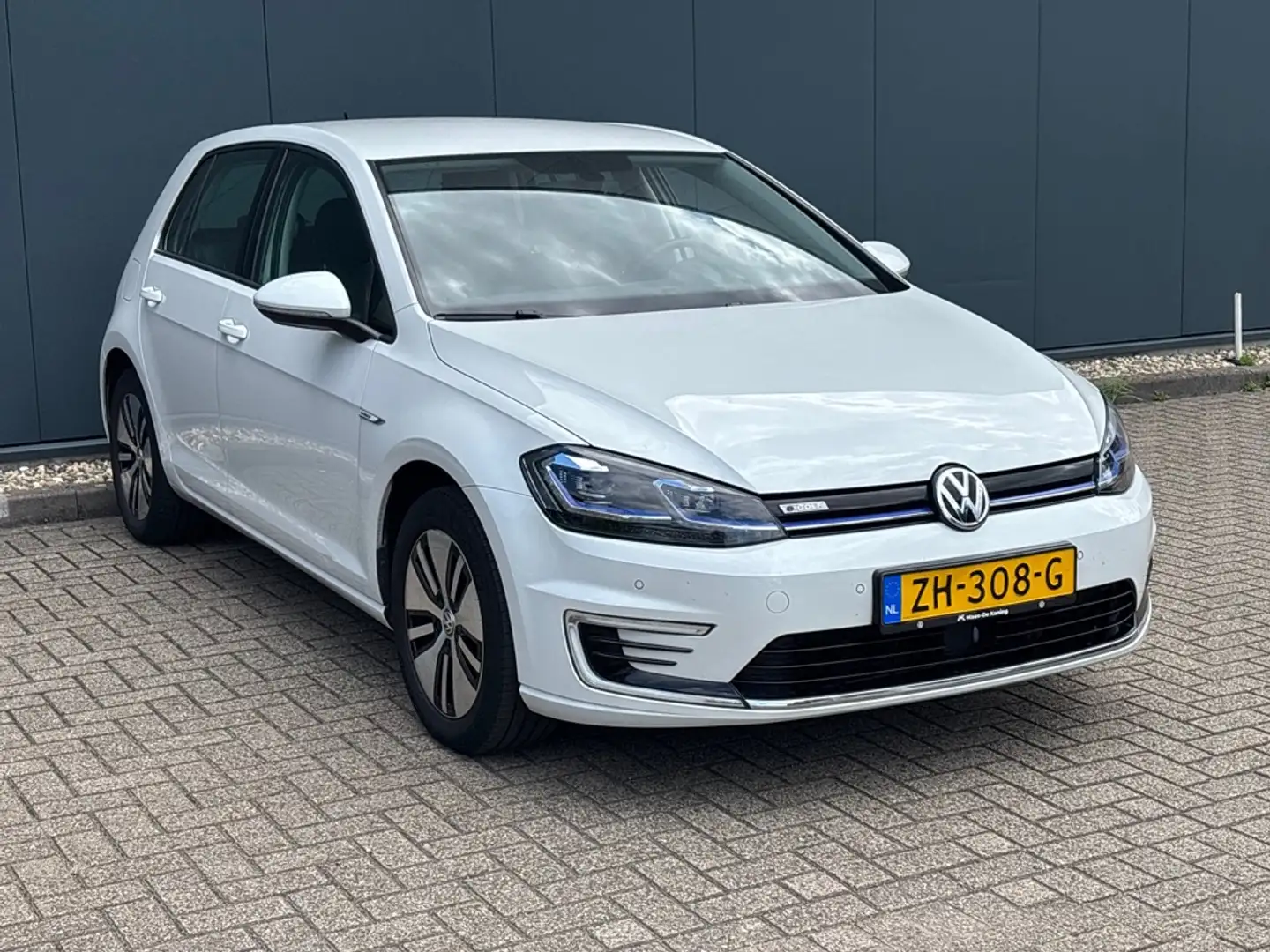 Volkswagen e-Golf Vii e-Golf elektromotor 136pk 5D Aut. e-Golf Wit - 2