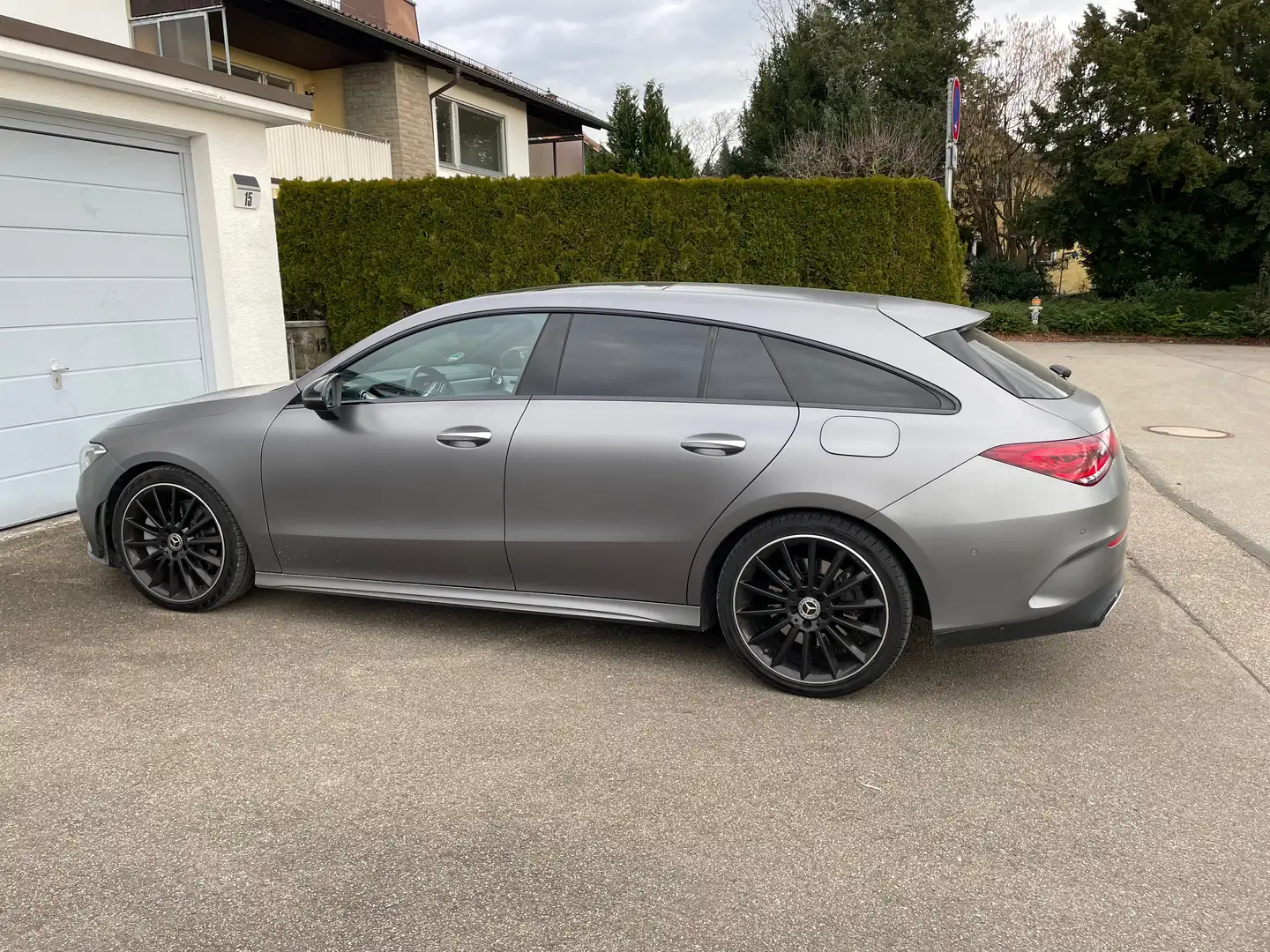Mercedes-Benz CLA 250 CLA 250 4MATIC Shooting Brake Aut. Silber - 1