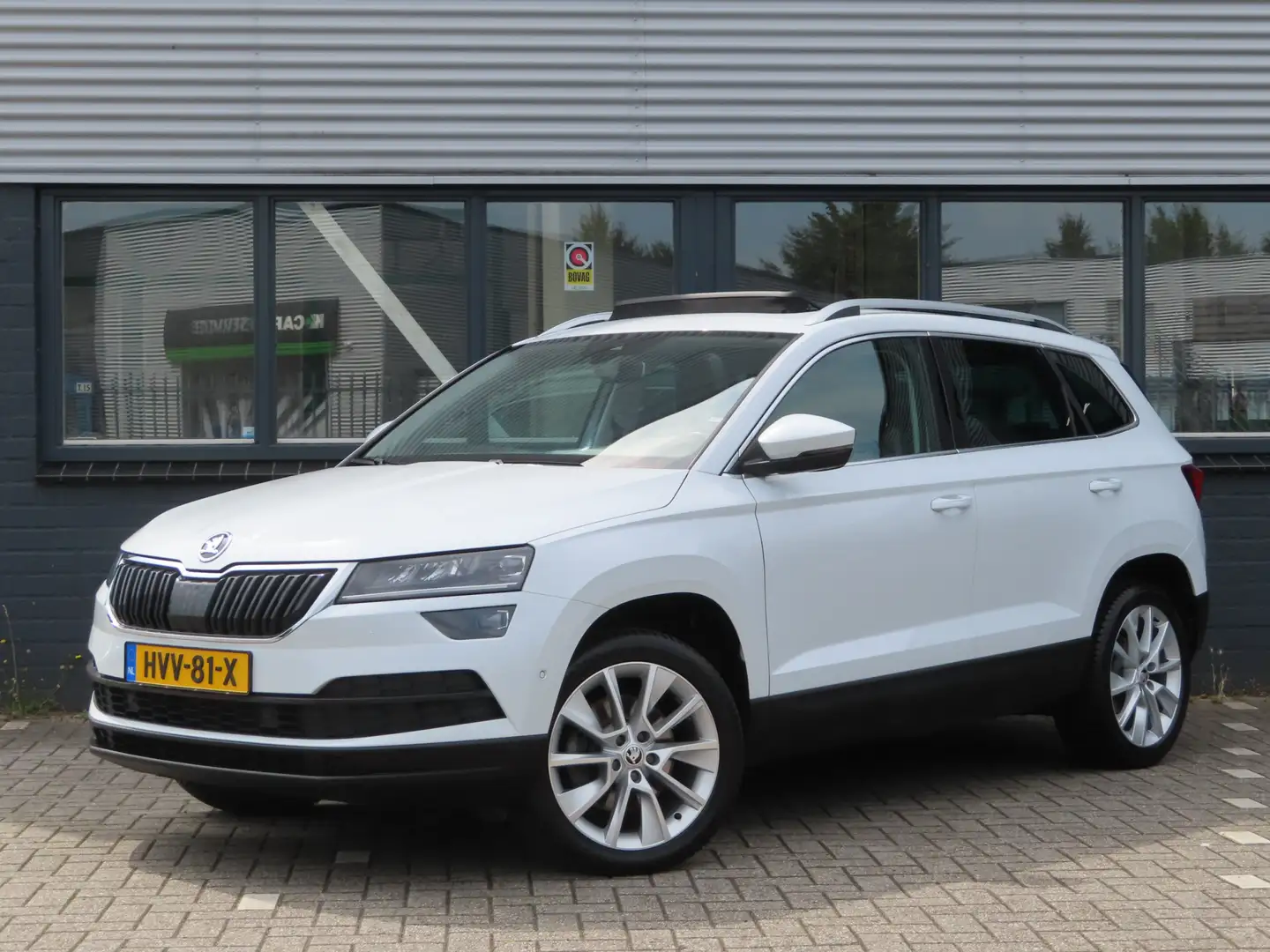 Skoda Karoq 1.5 TSI ACT Style DSG | pano dak | trekhaak wegkla Alb - 1