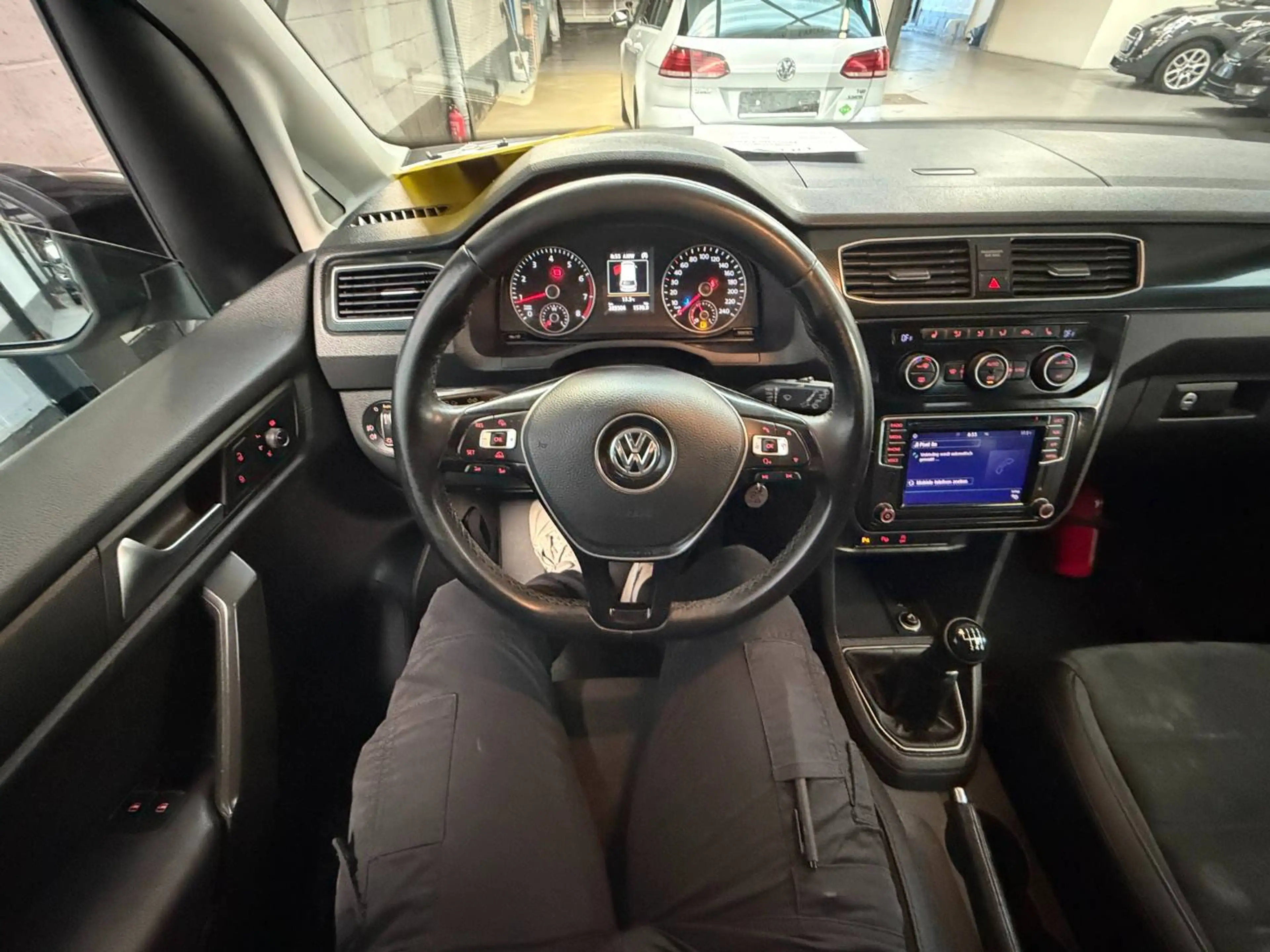 Volkswagen Caddy Caddy CNG 1.4 TGI Highline — photo 9