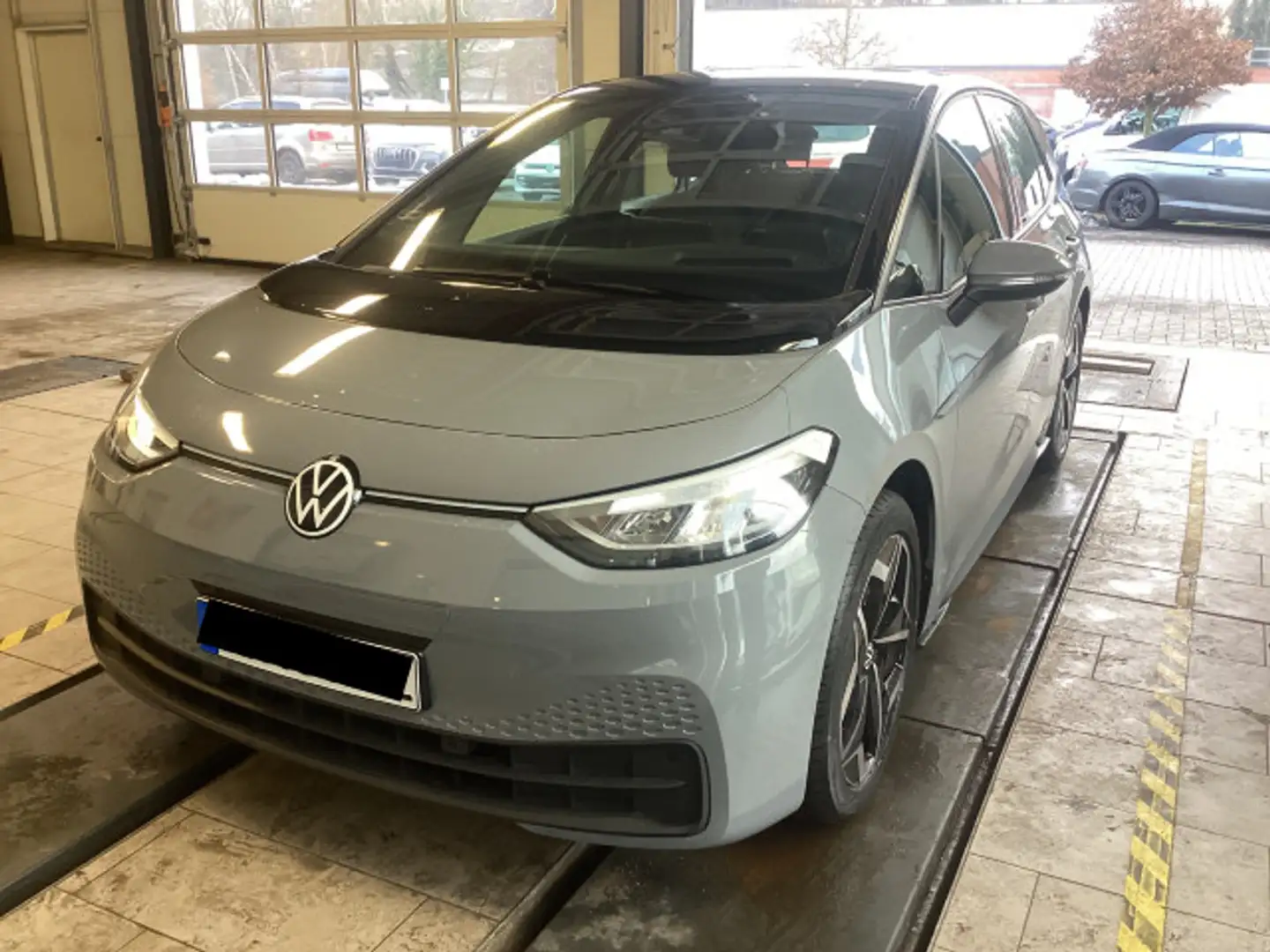 Volkswagen ID.3 Pure Performance Navi Kamera CarPlay HeadUp Grau - 2
