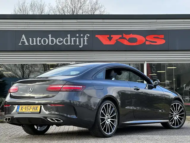 Mercedes-Benz E-Class view 9