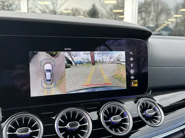 Mercedes-Benz E-Class view 15