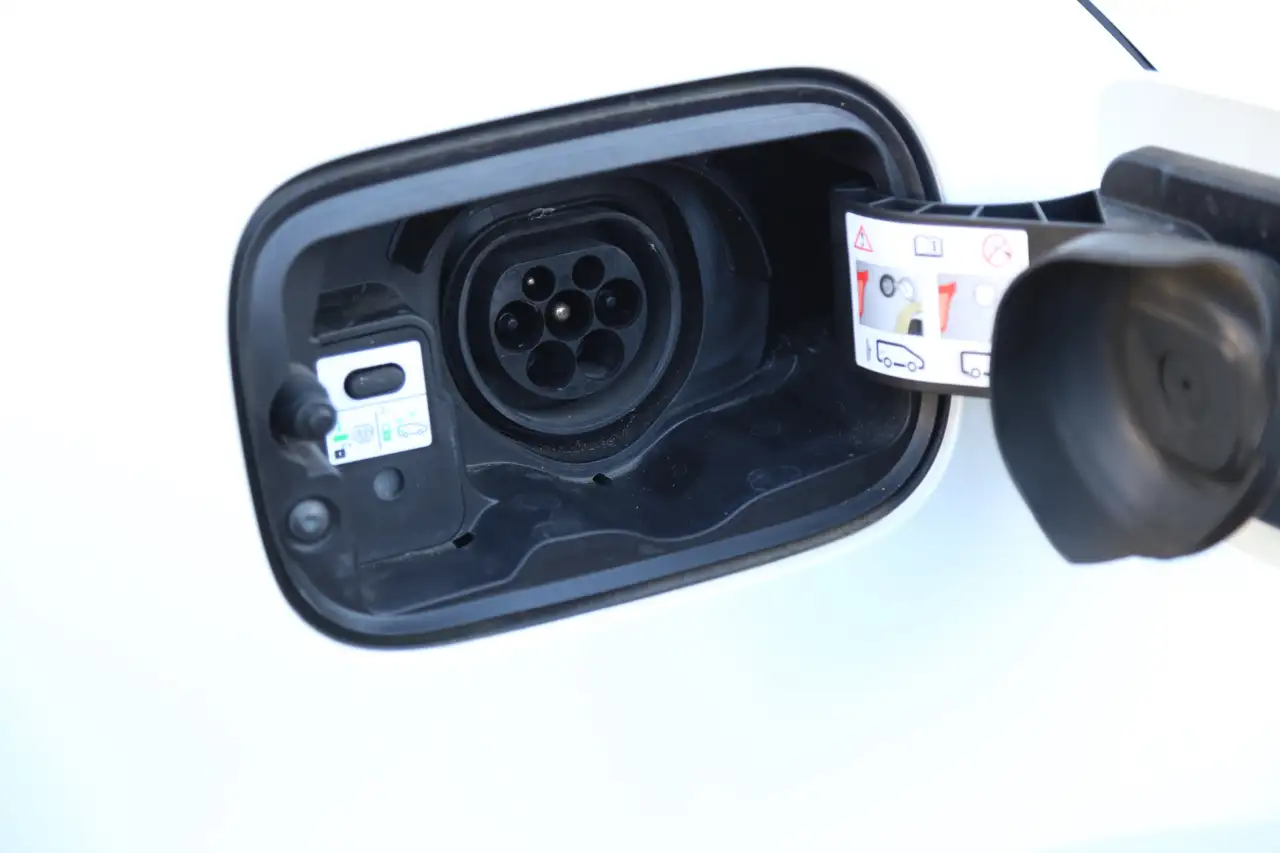 Renault Megane Estate 1.6 Plug-In Hybrid 160 Zen Navi HuD Camera, миниатюра 19
