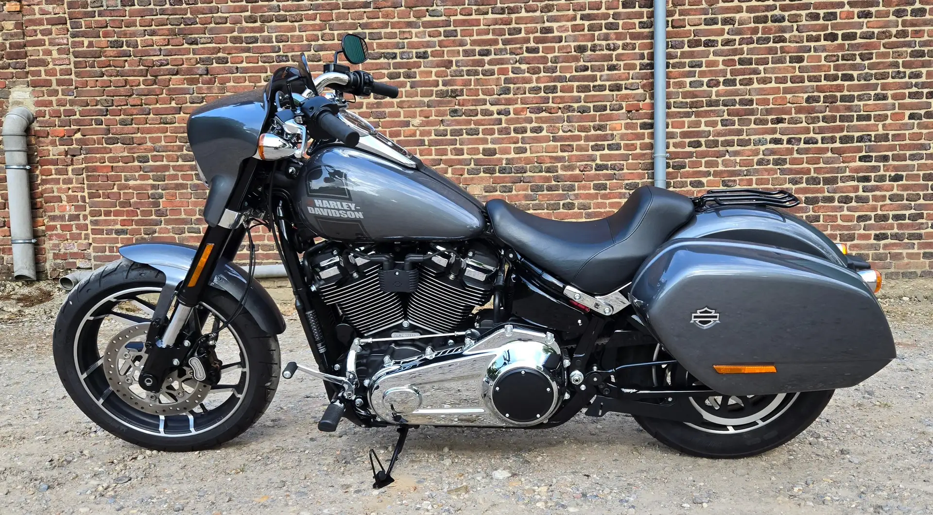 Harley-Davidson Sport Glide Gri - 1