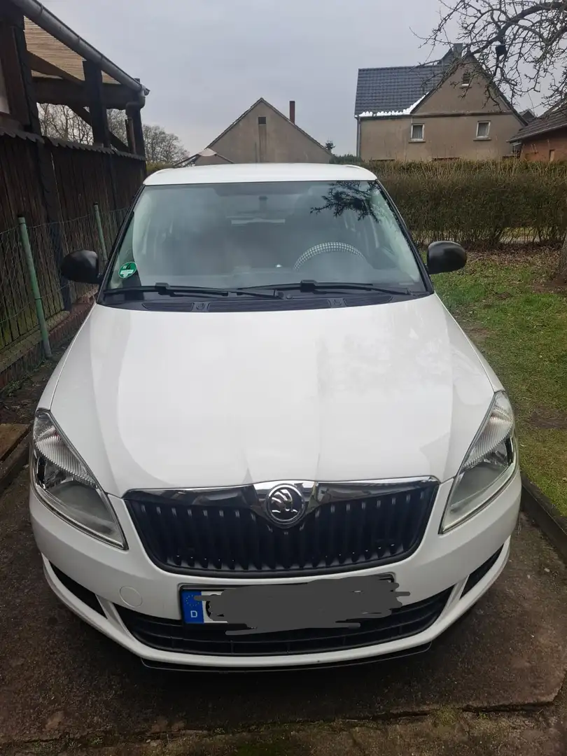 Skoda Fabia 1.2 HTP Combi Elegance Weiß - 1