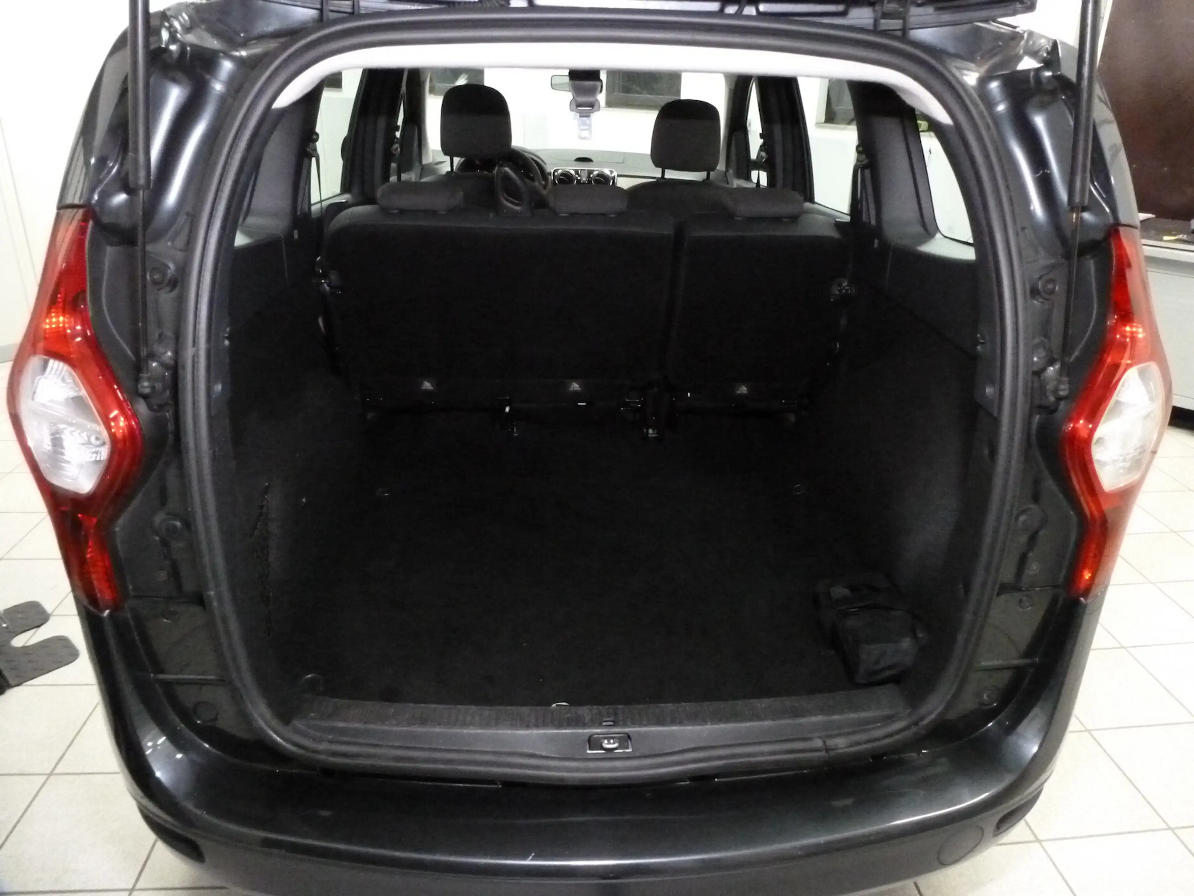 Dacia Lodgy Laureate2.Hand Scheckheft 24 Mo.Gara Navi. — photo 12