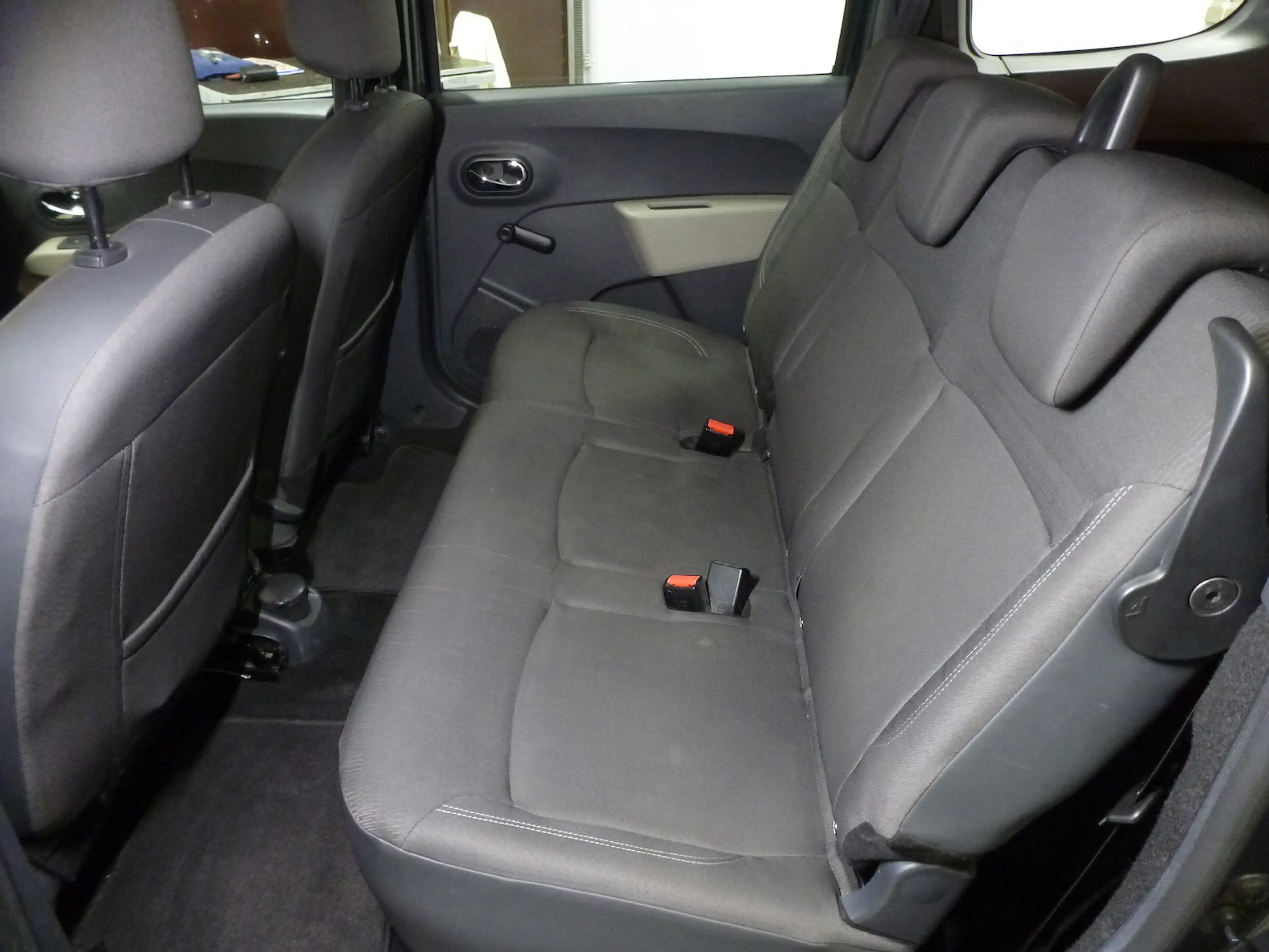 Dacia Lodgy Laureate2.Hand Scheckheft 24 Mo.Gara Navi. — photo 11