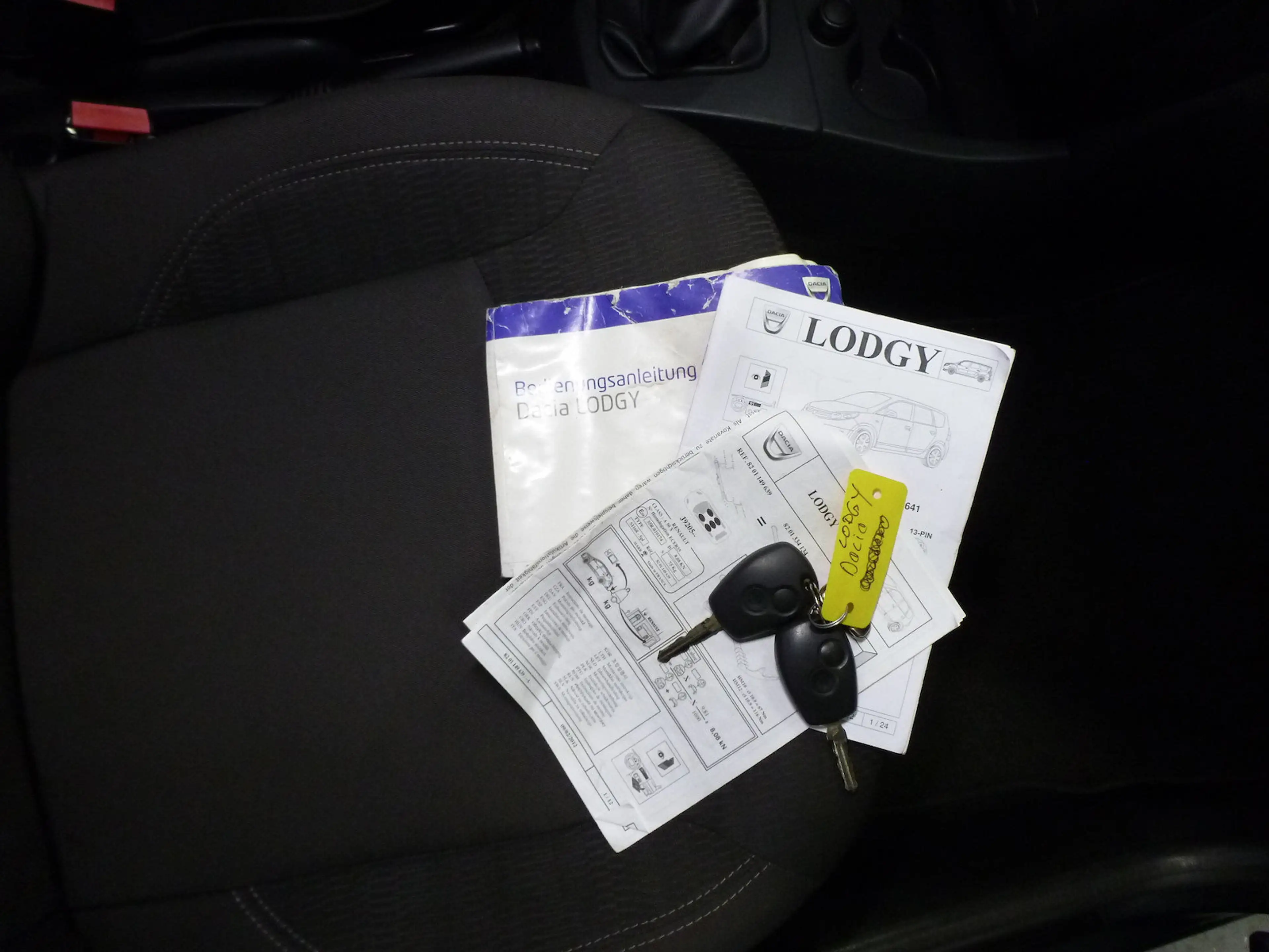 Dacia Lodgy Laureate2.Hand Scheckheft 24 Mo.Gara Navi. — photo 3