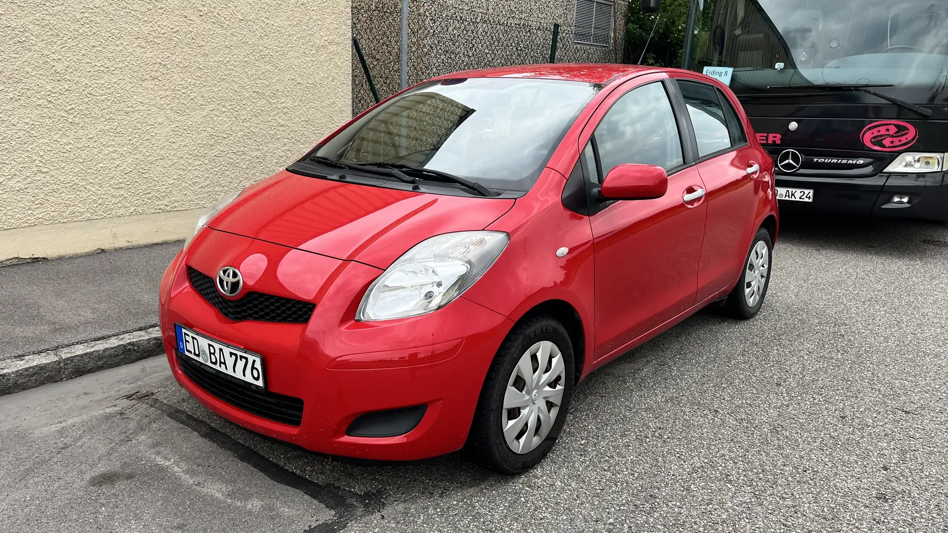Toyota Yaris 1.0 VVT-i Life - 1