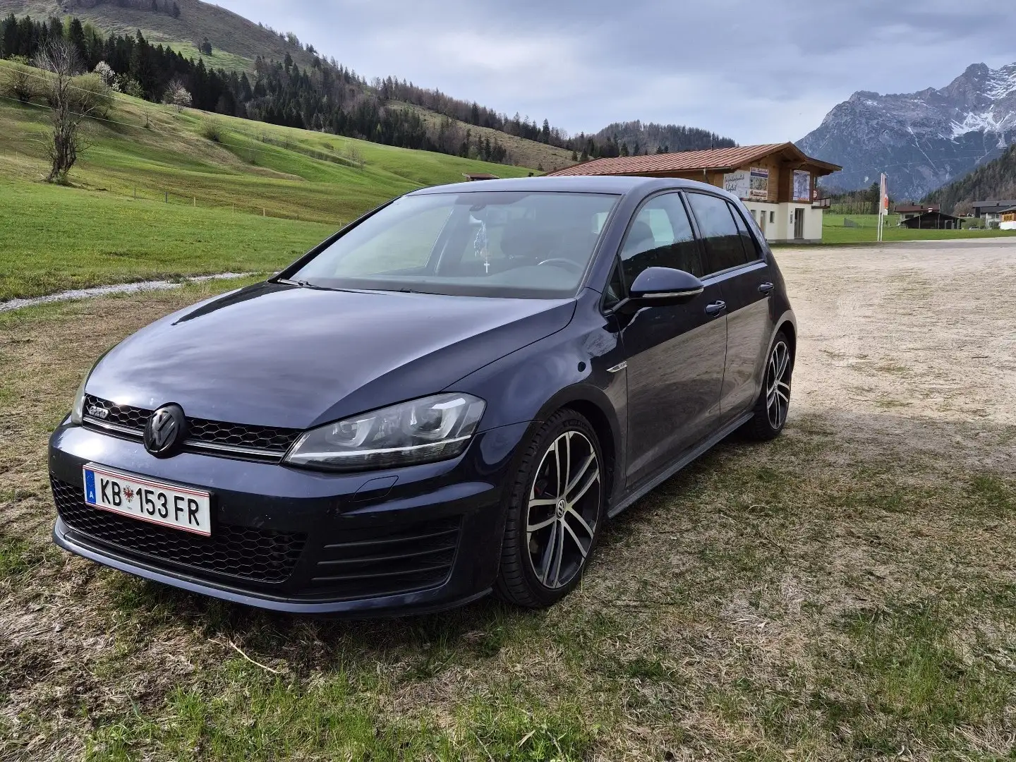 Volkswagen Golf GTD 2,0 TDI DSG - 1