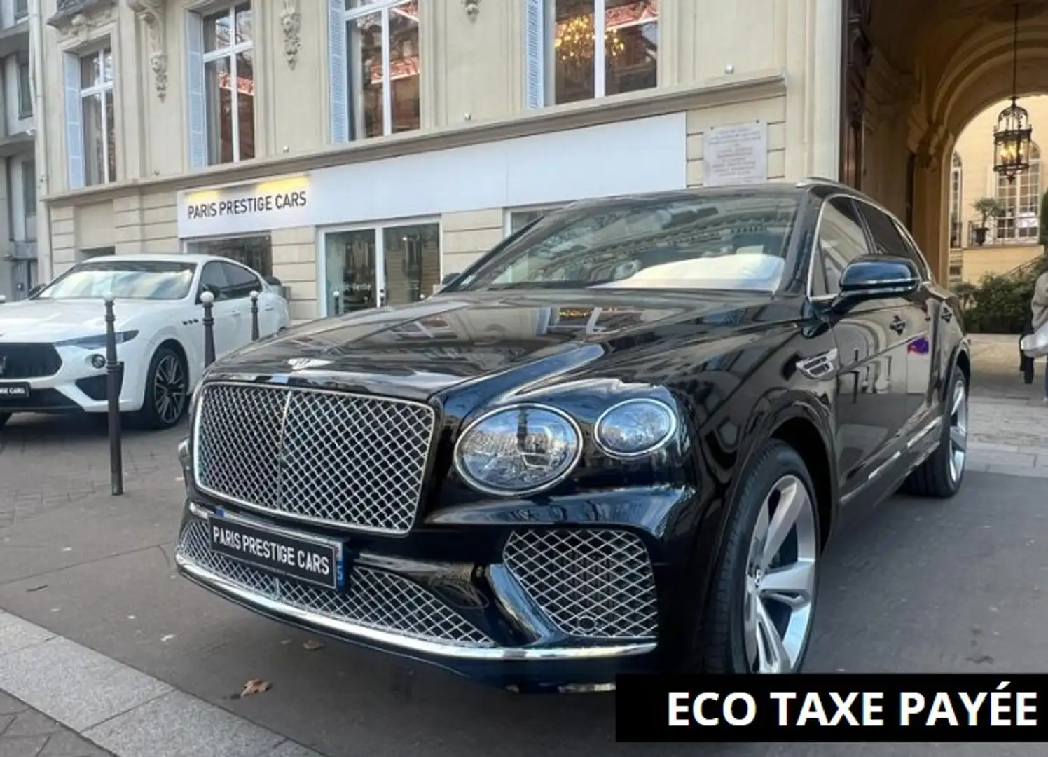 Bentley Bentayga V6 Hybride 3.0 450 CH Černá - 1
