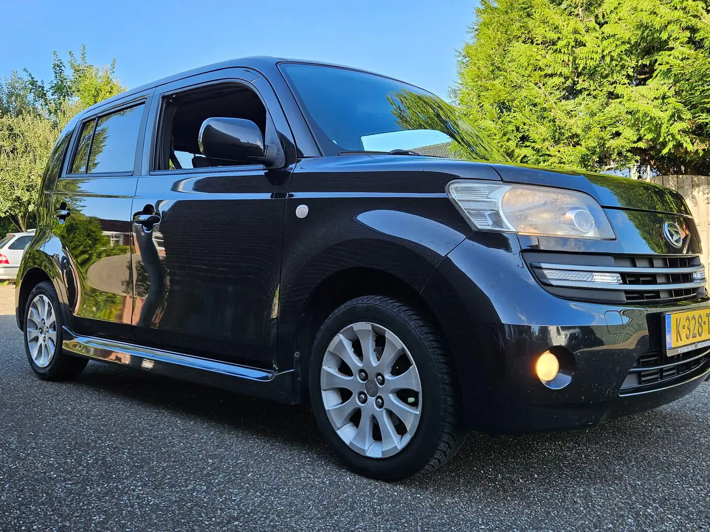 Daihatsu Materia Materia 1.5 Soul Fekete - 1