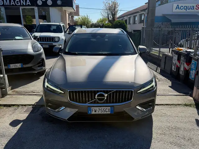 Volvo V60 V60 2.0 d4 Inscription awd geartronic NESSUN VINCOLO