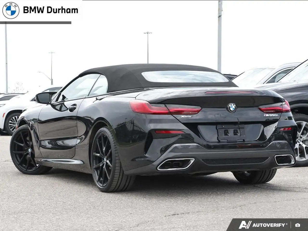 BMW 8 Series снимка BMW 8 Series