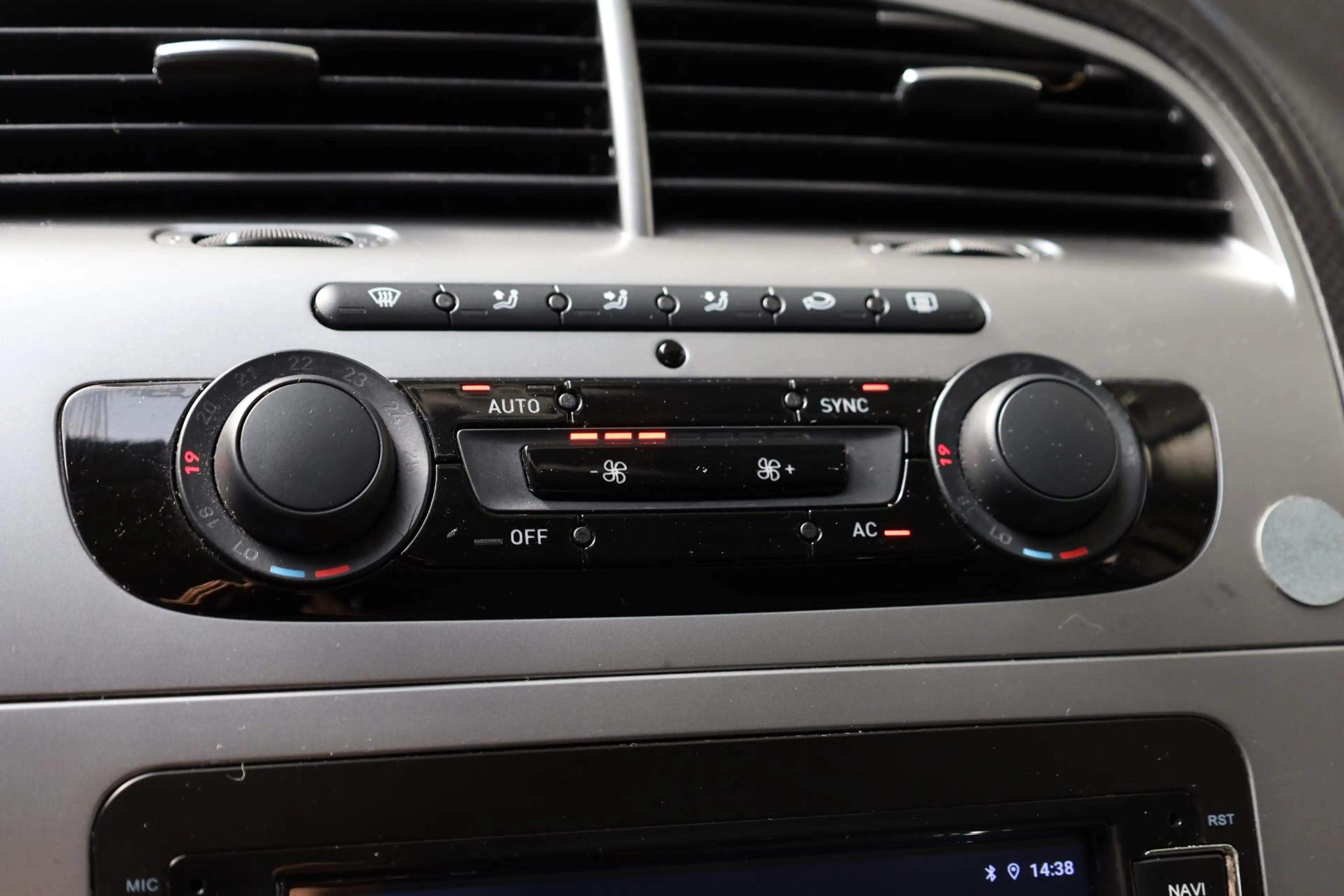 SEAT Altea XL 1.2 TSI Ecomotive Businessline COPA BLUETOOTH CLIM — photo 17