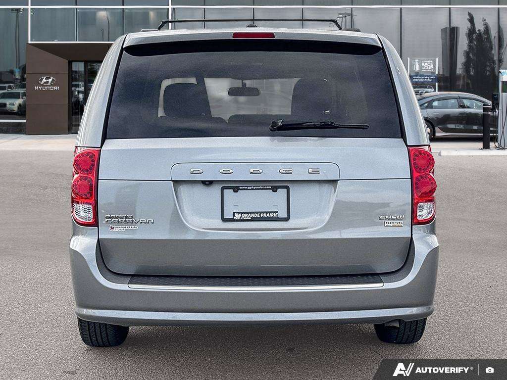2018 Dodge Grand Caravan Crew Plus | Heated Steering Wheel — снимка 1