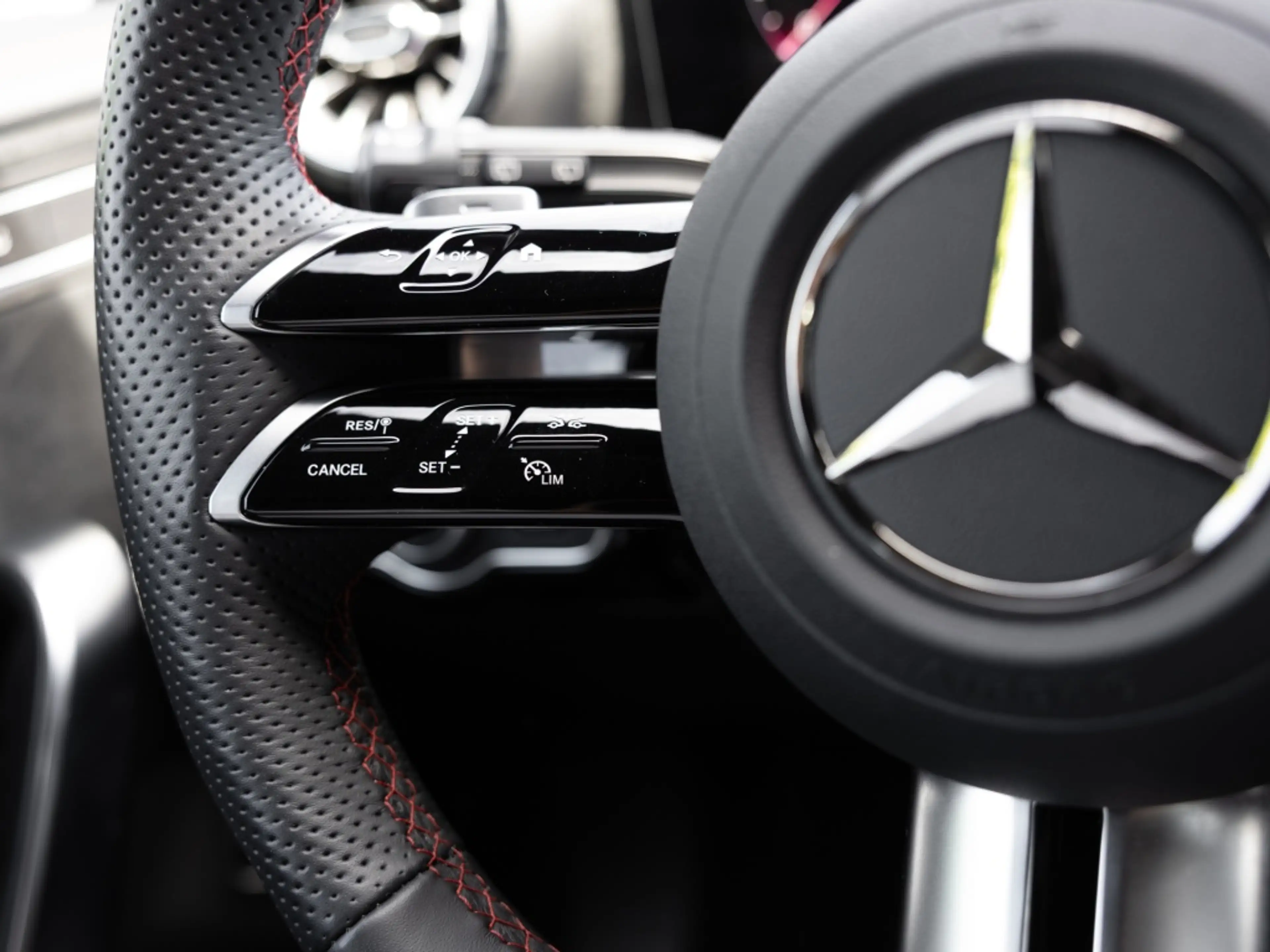 Mercedes-Benz CLA 180 SB , AMG KAMERA SPUR PDC SHZ — photo 14