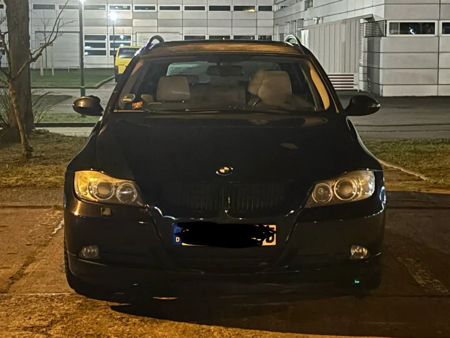 BMW 320 3er Touring Diesel 320d DPF Touring Siyah - 2