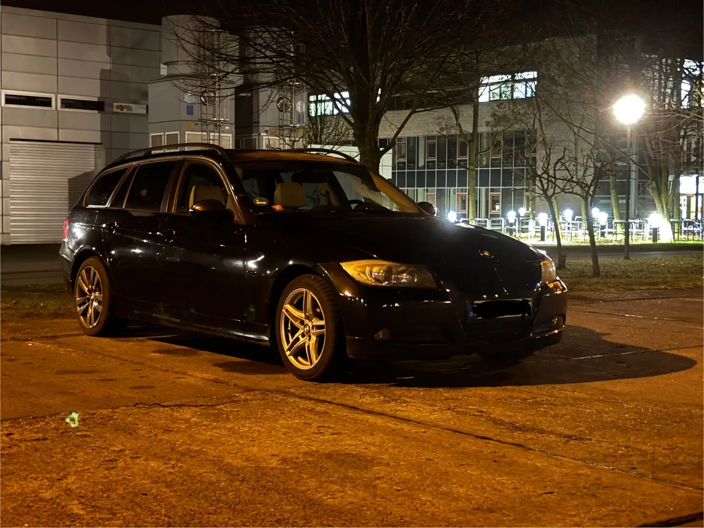 BMW 320 3er Touring Diesel 320d DPF Touring Siyah - 1