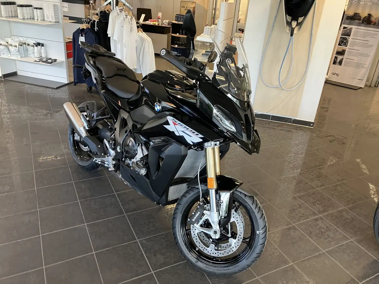 BMW S 1000 XR Modell 2024, Touren & Dynamik Paket, Z Negru - 2