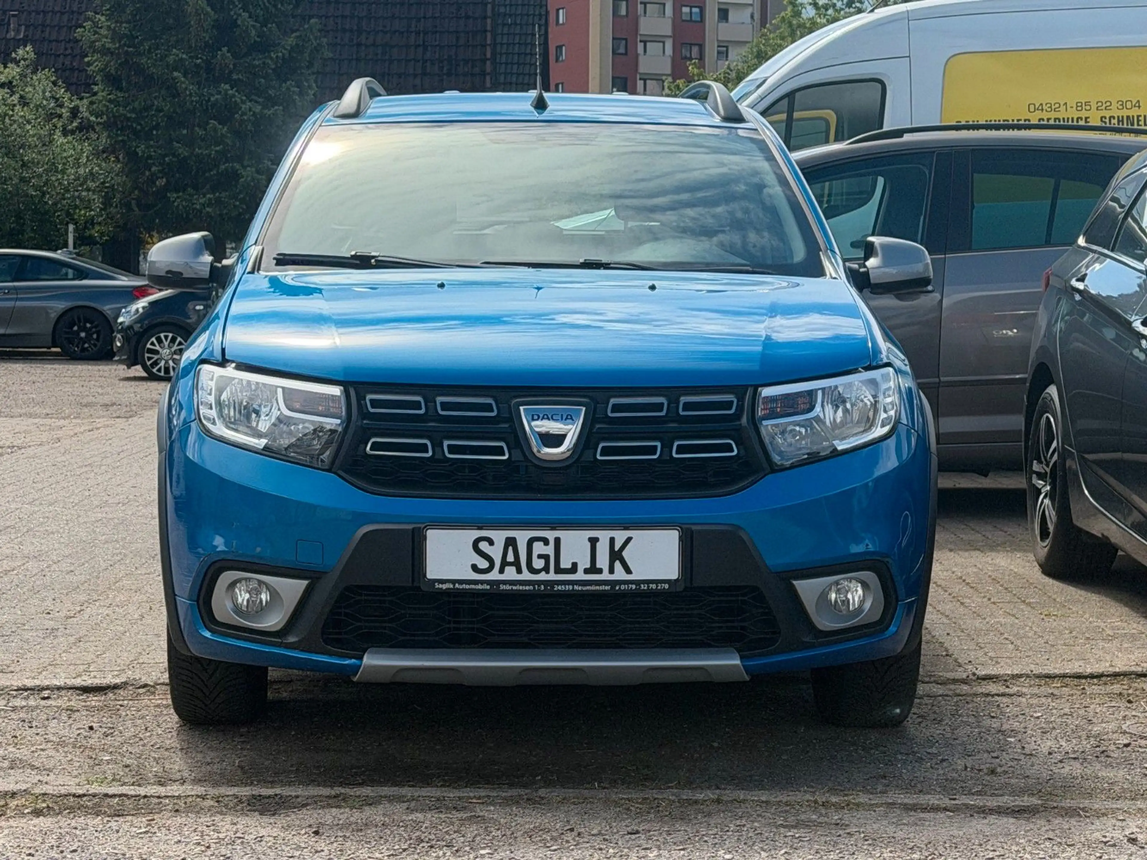 Dacia Logan MCV II Kombi Stepway — photo 3