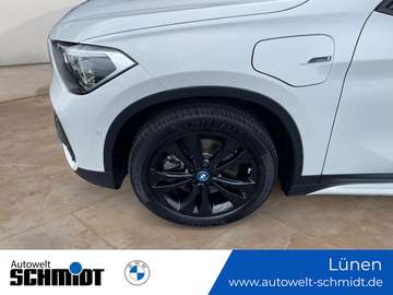 xDrive25e Sport Line + GARANTIE