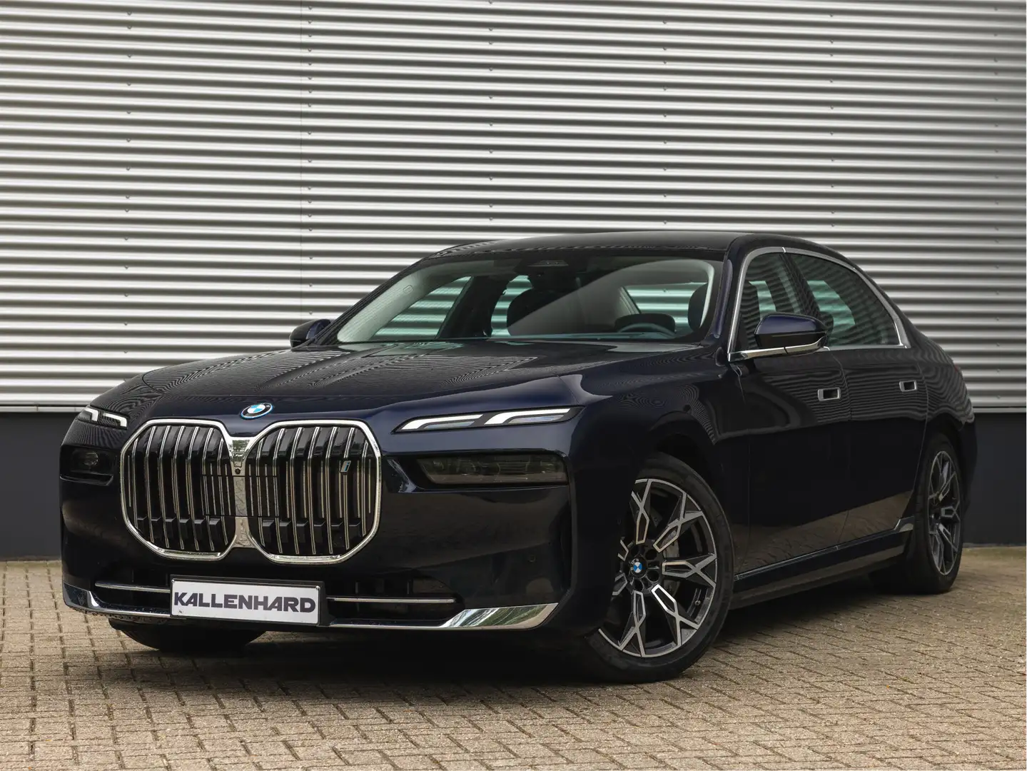 BMW i7 xDrive60 - Stoelverwarming voor + achter - Head-up Noir - 1