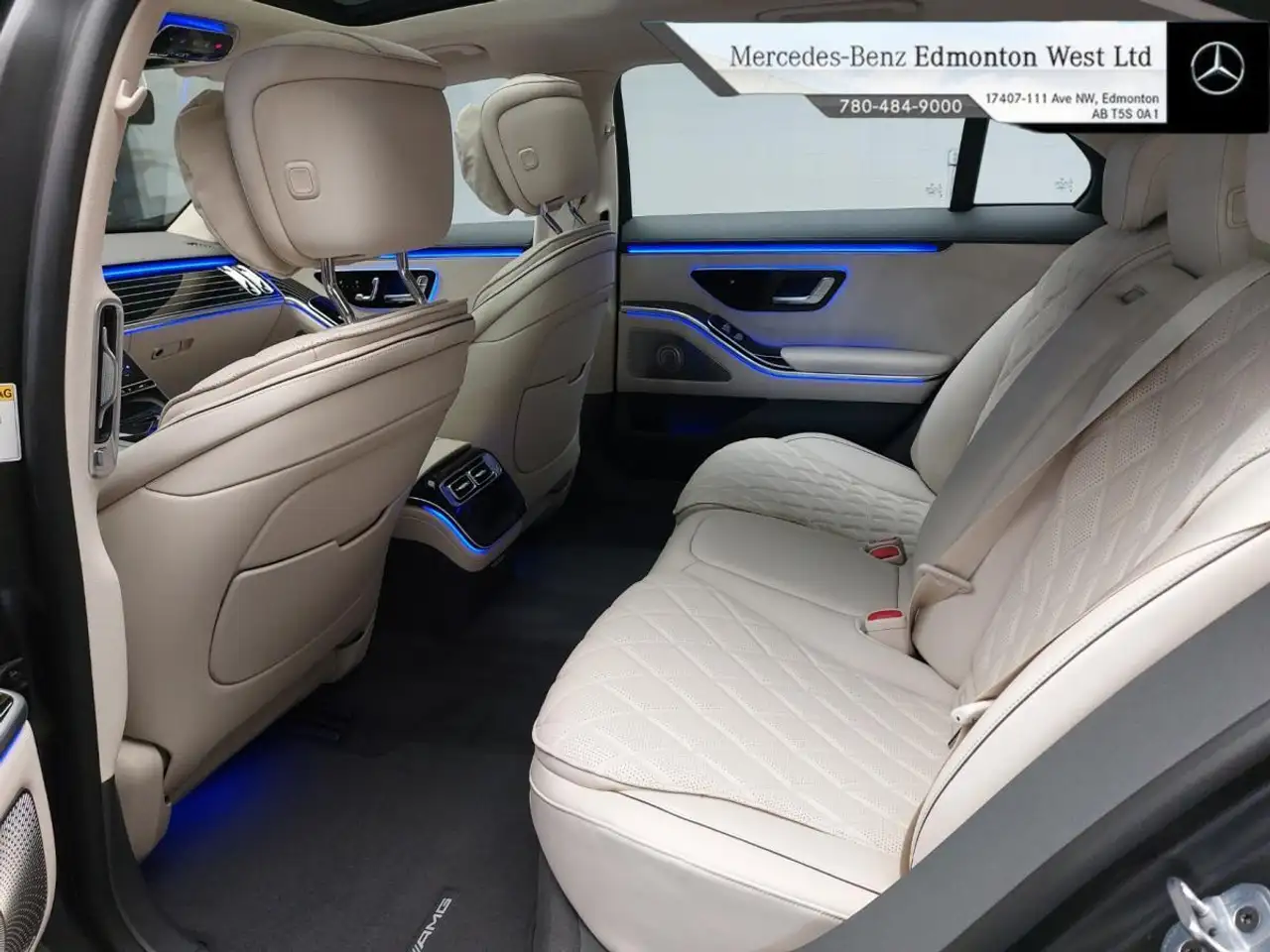 Mercedes-Benz S-Class снимка Mercedes-Benz S-Class