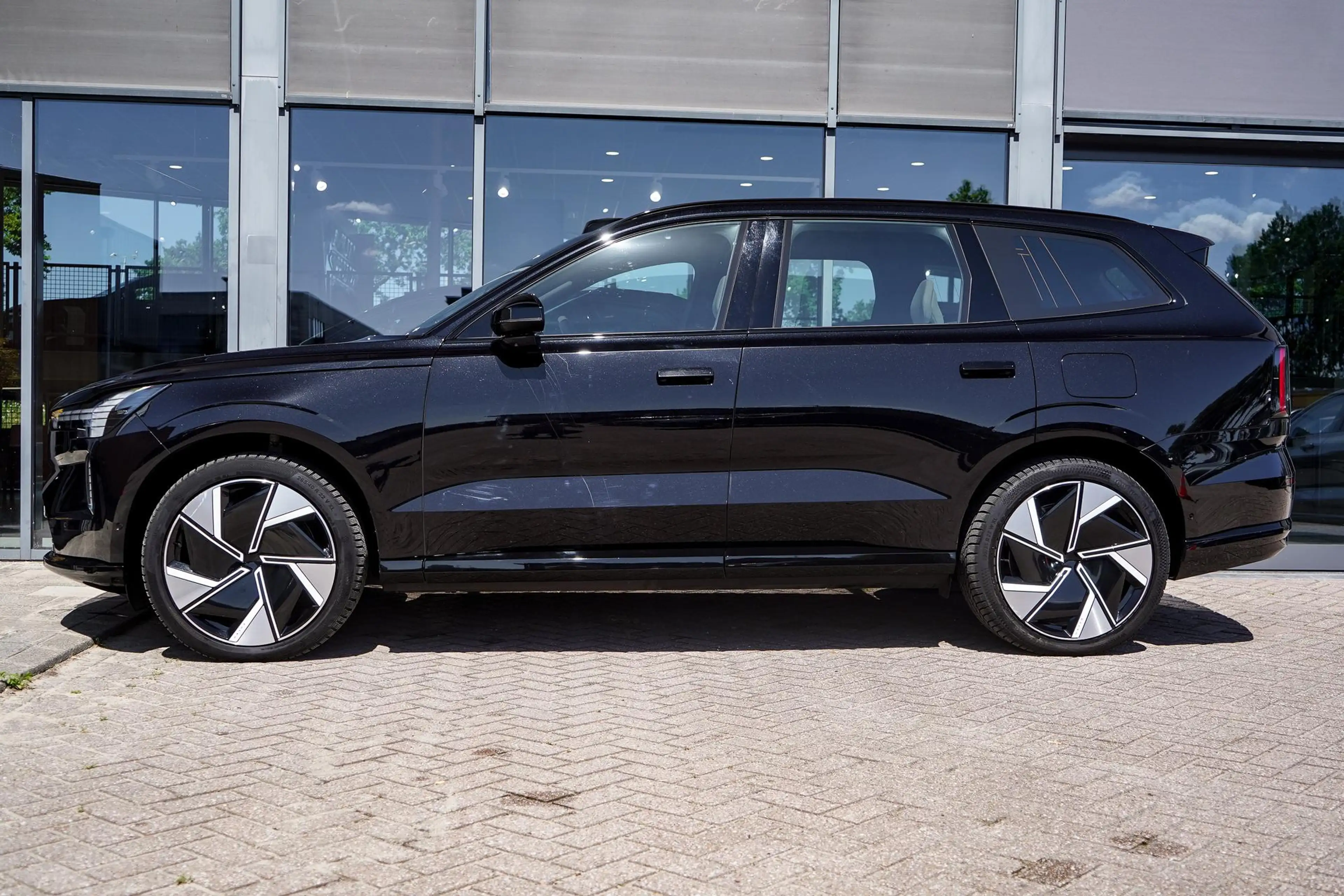 Volvo EX90 Twin Motor Performance Ultra 7p. 111 kWh | Bowers — photo 3