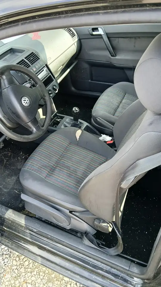 Volkswagen Polo Citadine 3 portes — photo 9