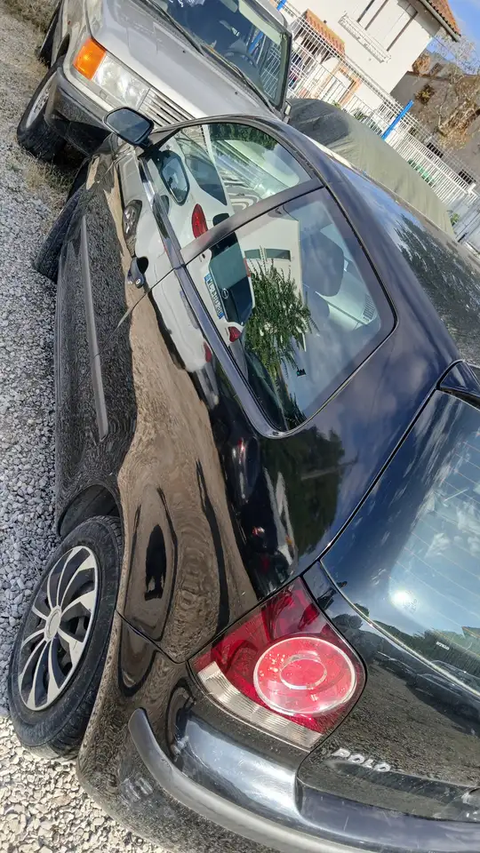 Volkswagen Polo Citadine 3 portes — photo 2