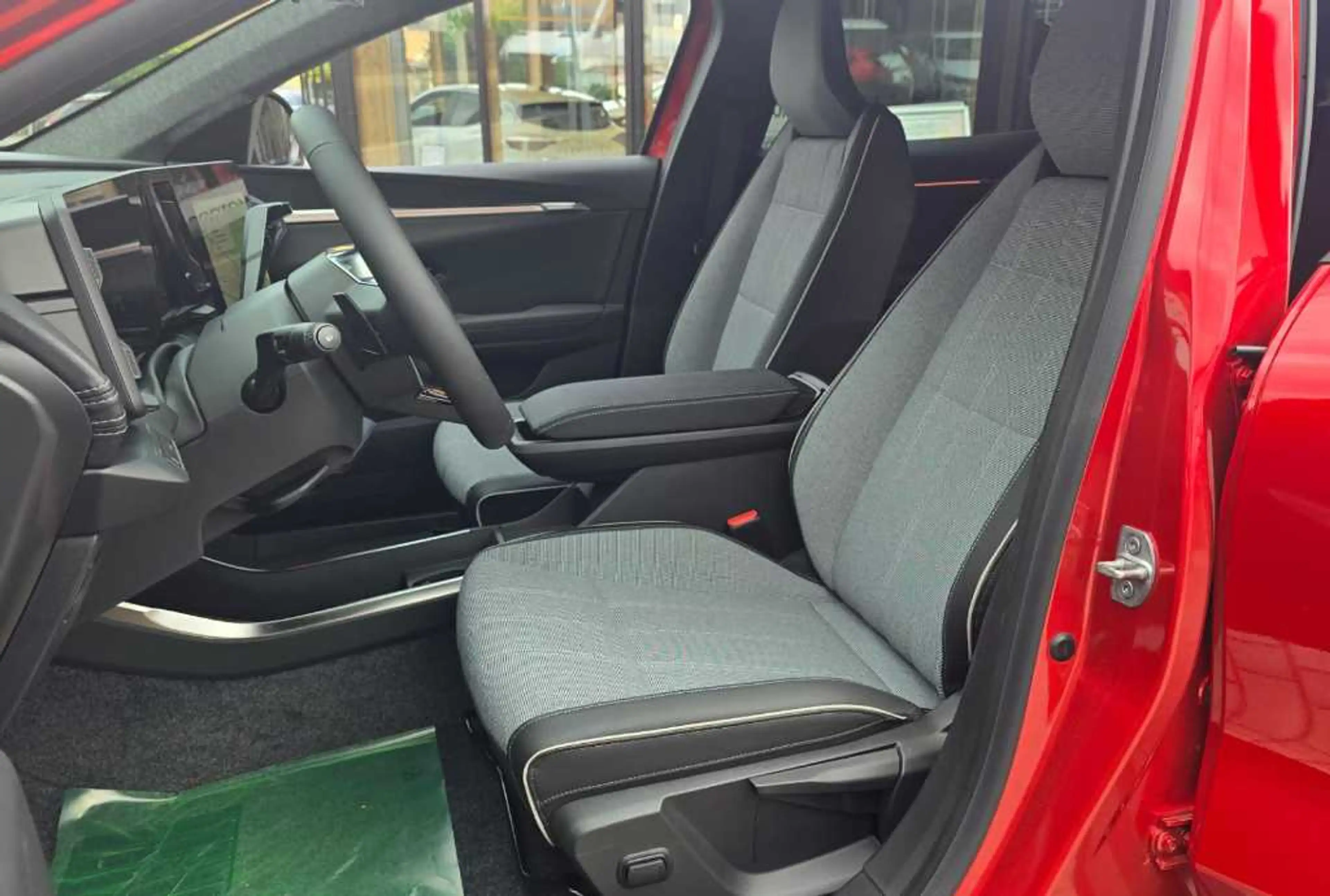 Mitsubishi Eclipse Cross Diamant TOP 87 kWh (22kW) — photo 13