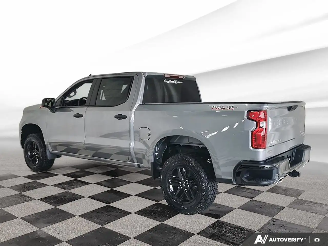 Chevrolet Silverado 1500 снимка Chevrolet Silverado 1500