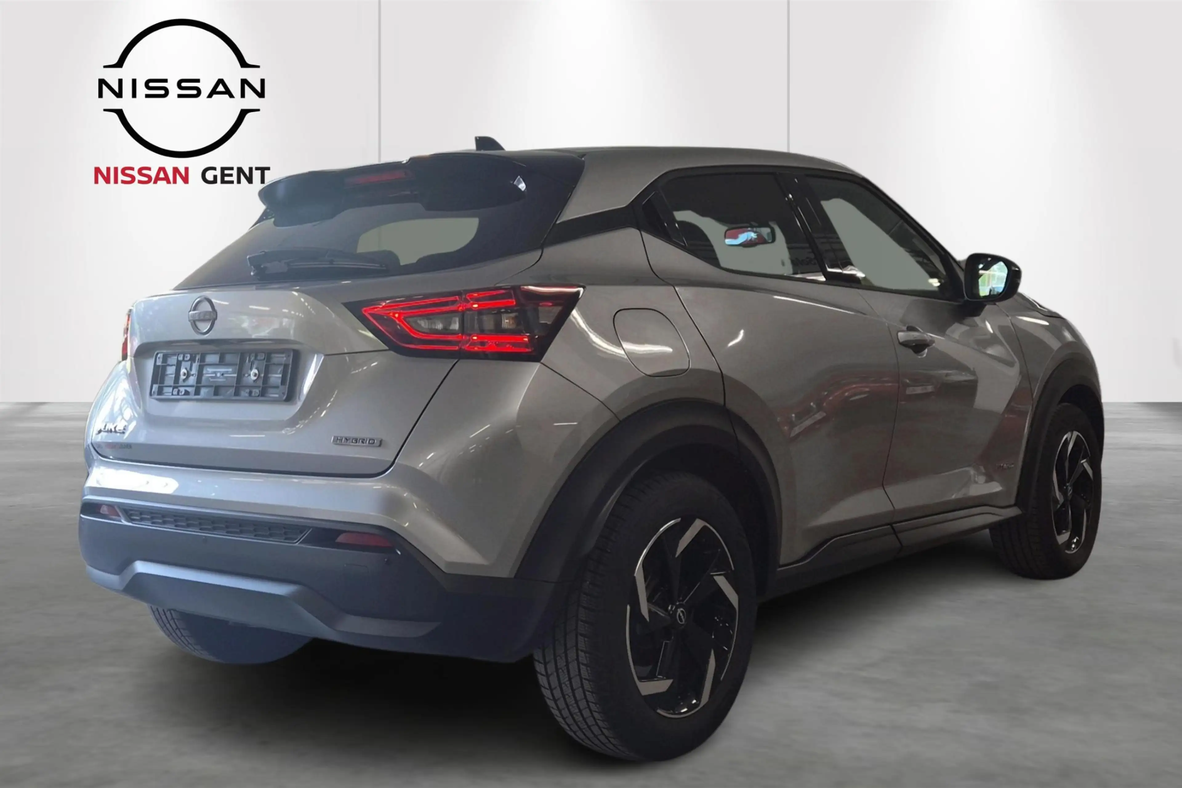 Nissan Juke 1.6 Hybrid 145 N-Connecta Automaat/Apple Carplay e — photo 2