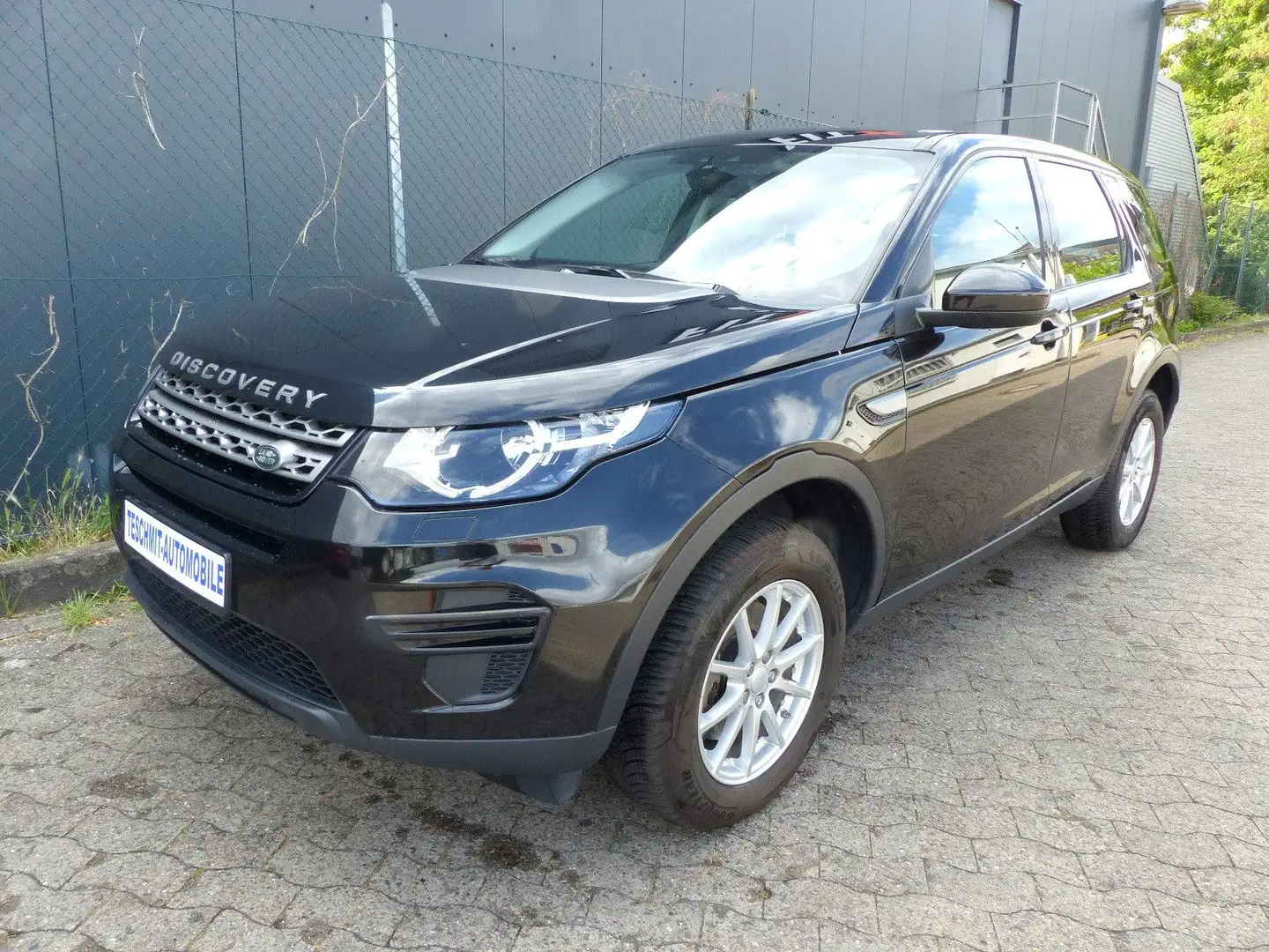 Land Rover Discovery Sport 4WD Klima/PDC/Sitzheiz/Bluet/1Hd Schwarz - 2