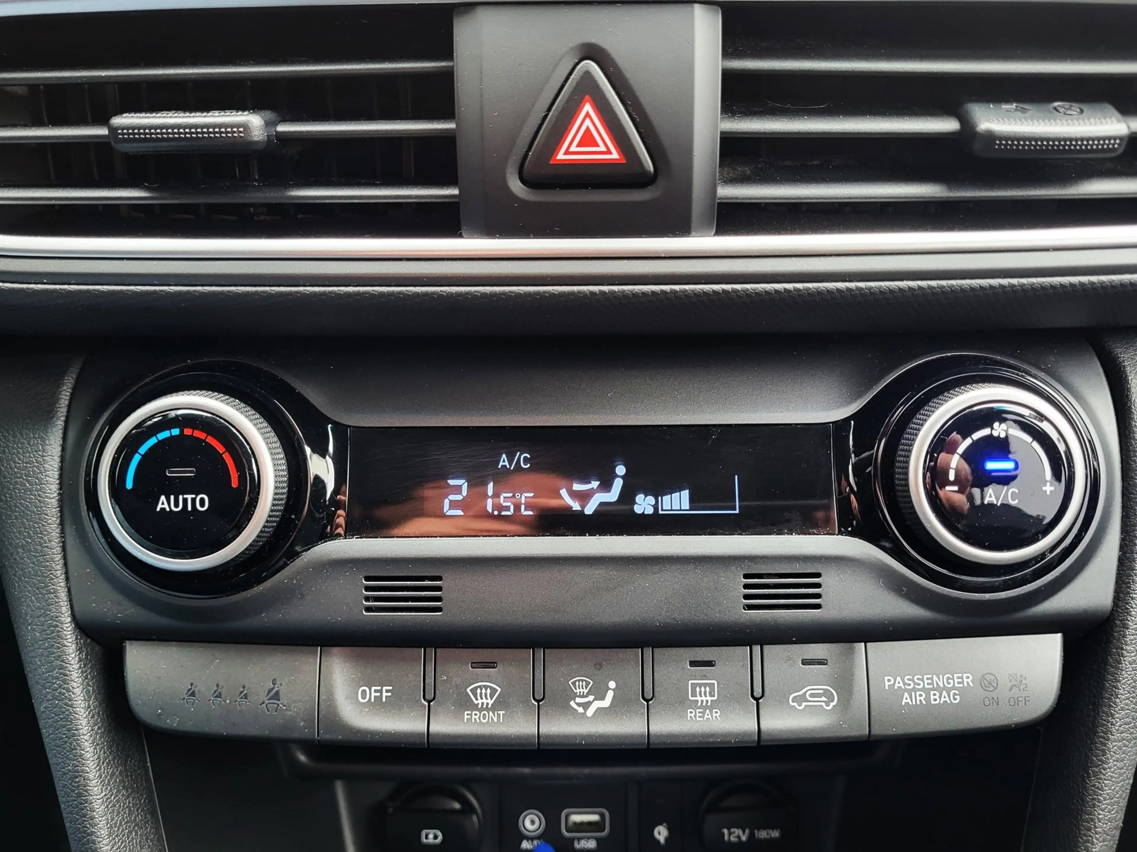 Hyundai KONA 1.0 T-GDI Comfort Smart / Carplay & Android / Stoe — photo 18
