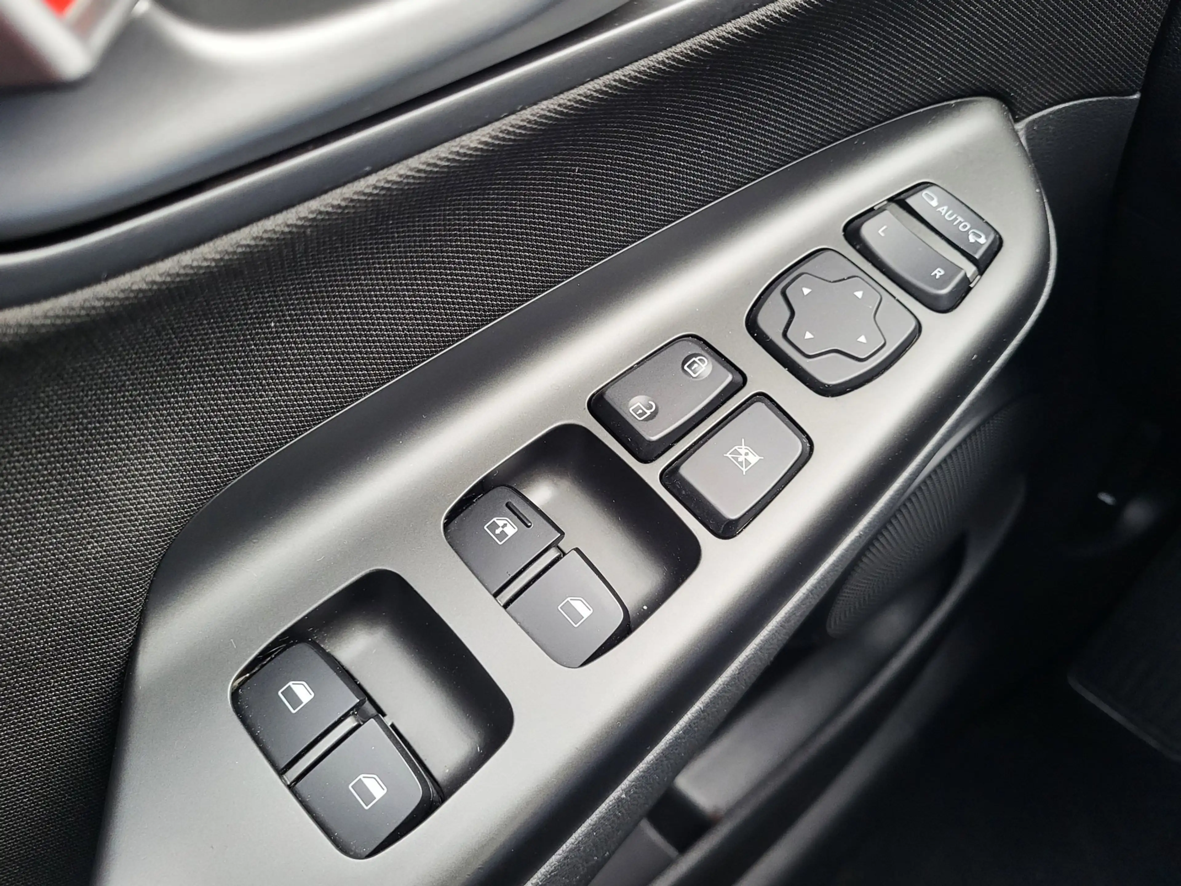 Hyundai KONA 1.0 T-GDI Comfort Smart / Carplay & Android / Stoe — photo 14