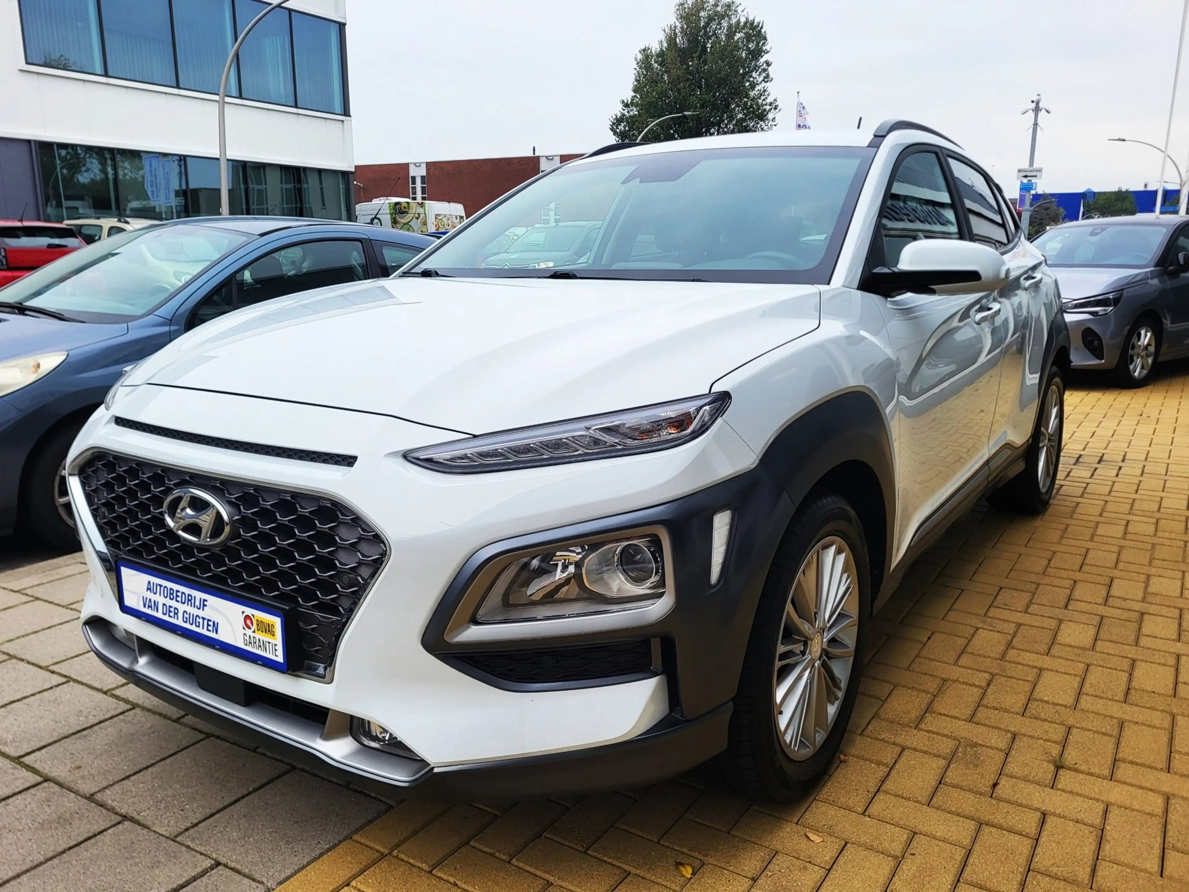 Hyundai KONA 1.0 T-GDI Comfort Smart / Carplay & Android / Stoe — photo 3