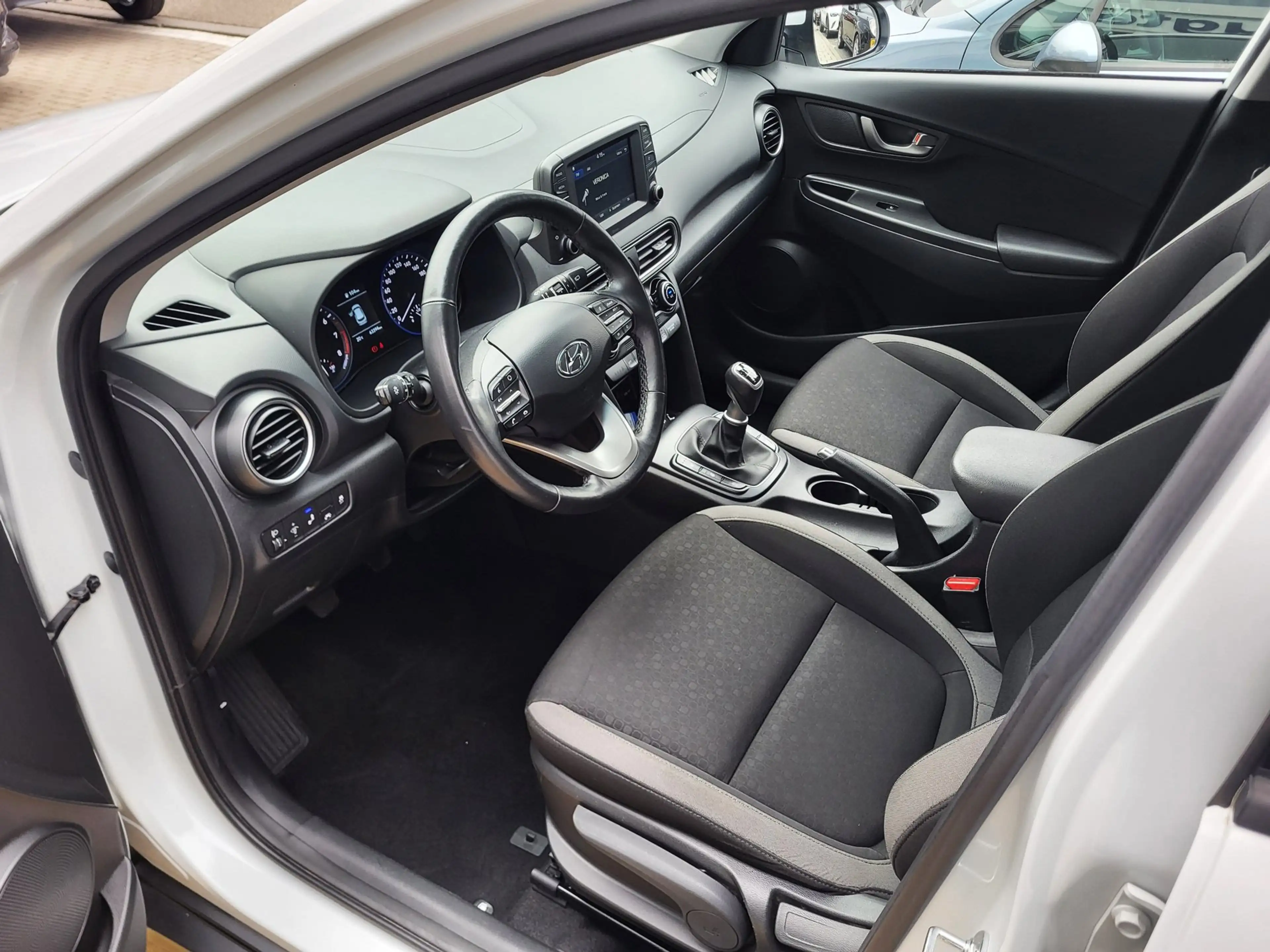 Hyundai KONA 1.0 T-GDI Comfort Smart / Carplay & Android / Stoe — photo 9
