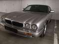 Jaguar XJ8 XJ8 3,2 Executive Silber - thumbnail 1