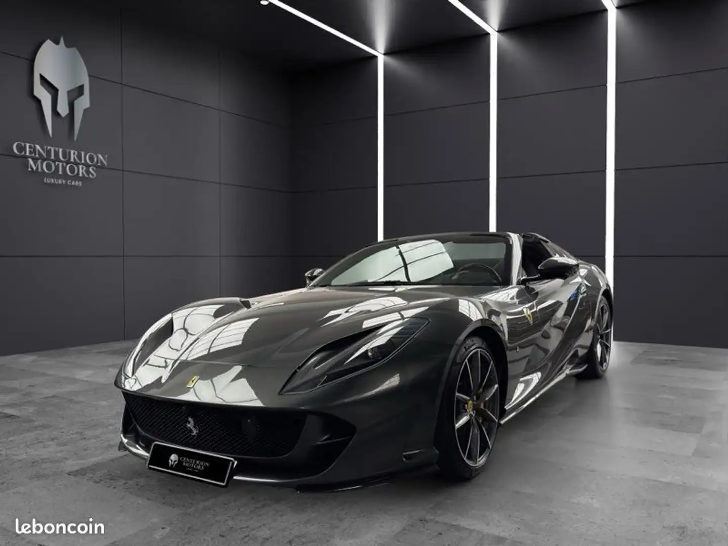 Ferrari 812 GTS 6.5 V12 800 Gris - 1